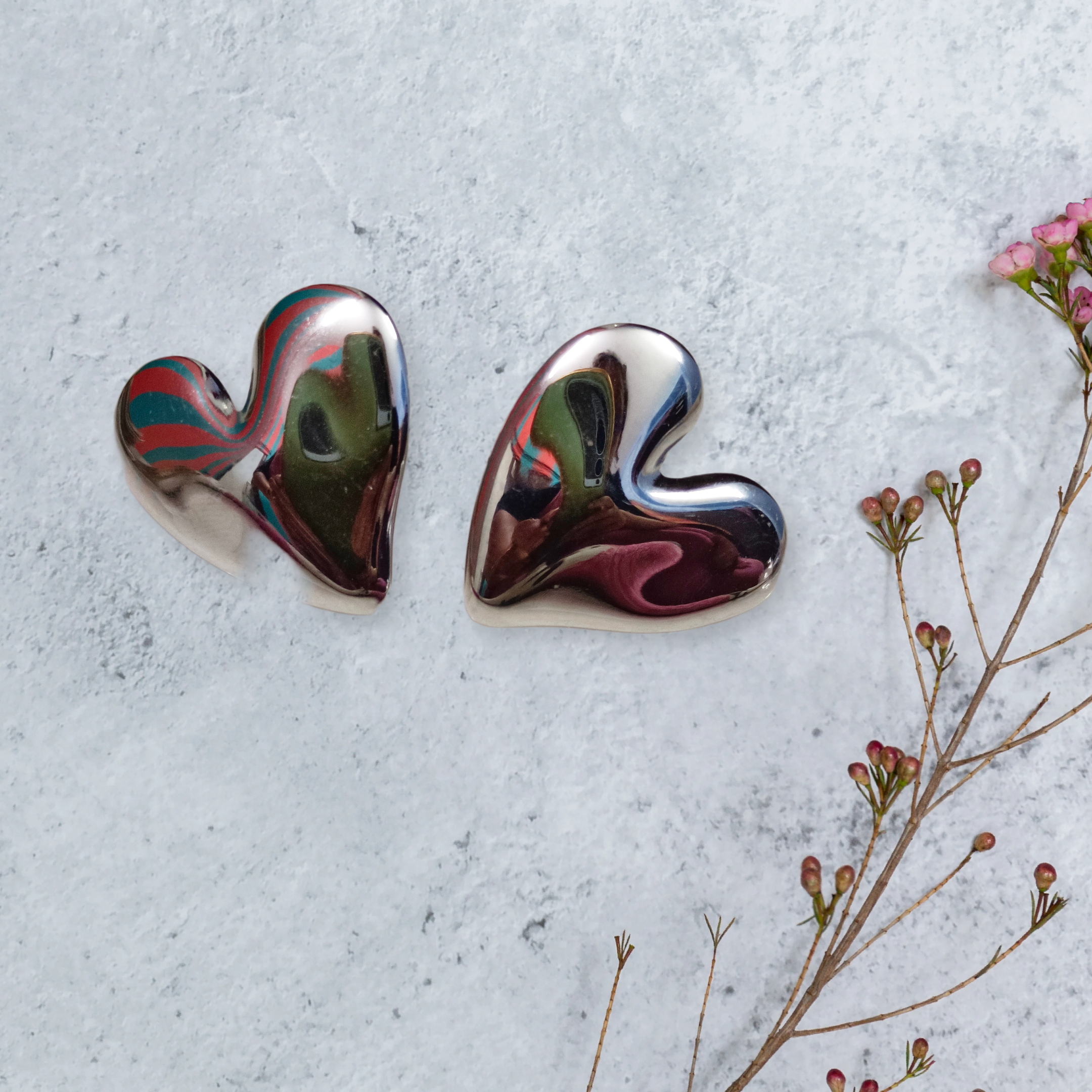 Heart-shaped Metal Bookends
