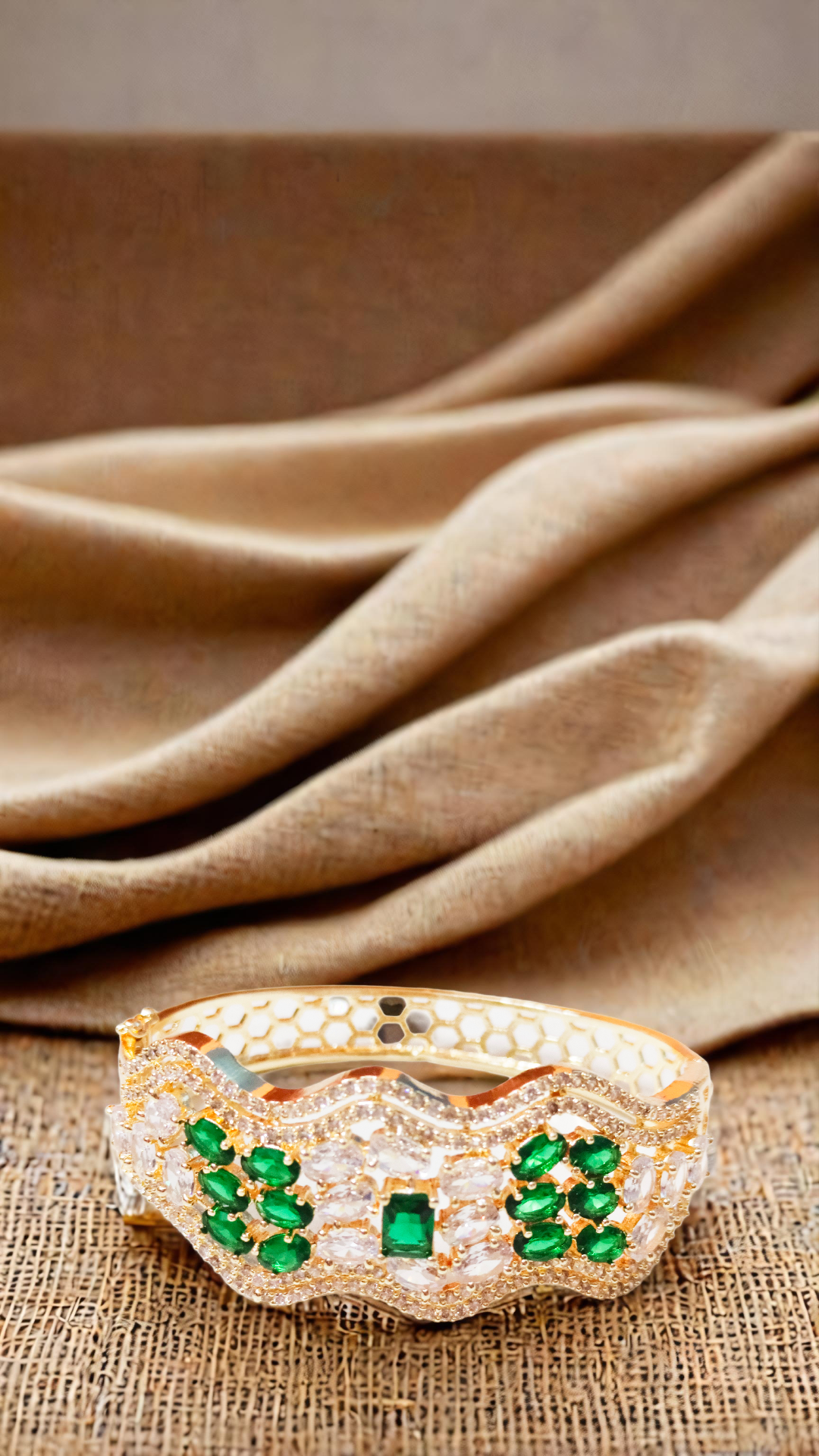 Elegant Gold Bracelet