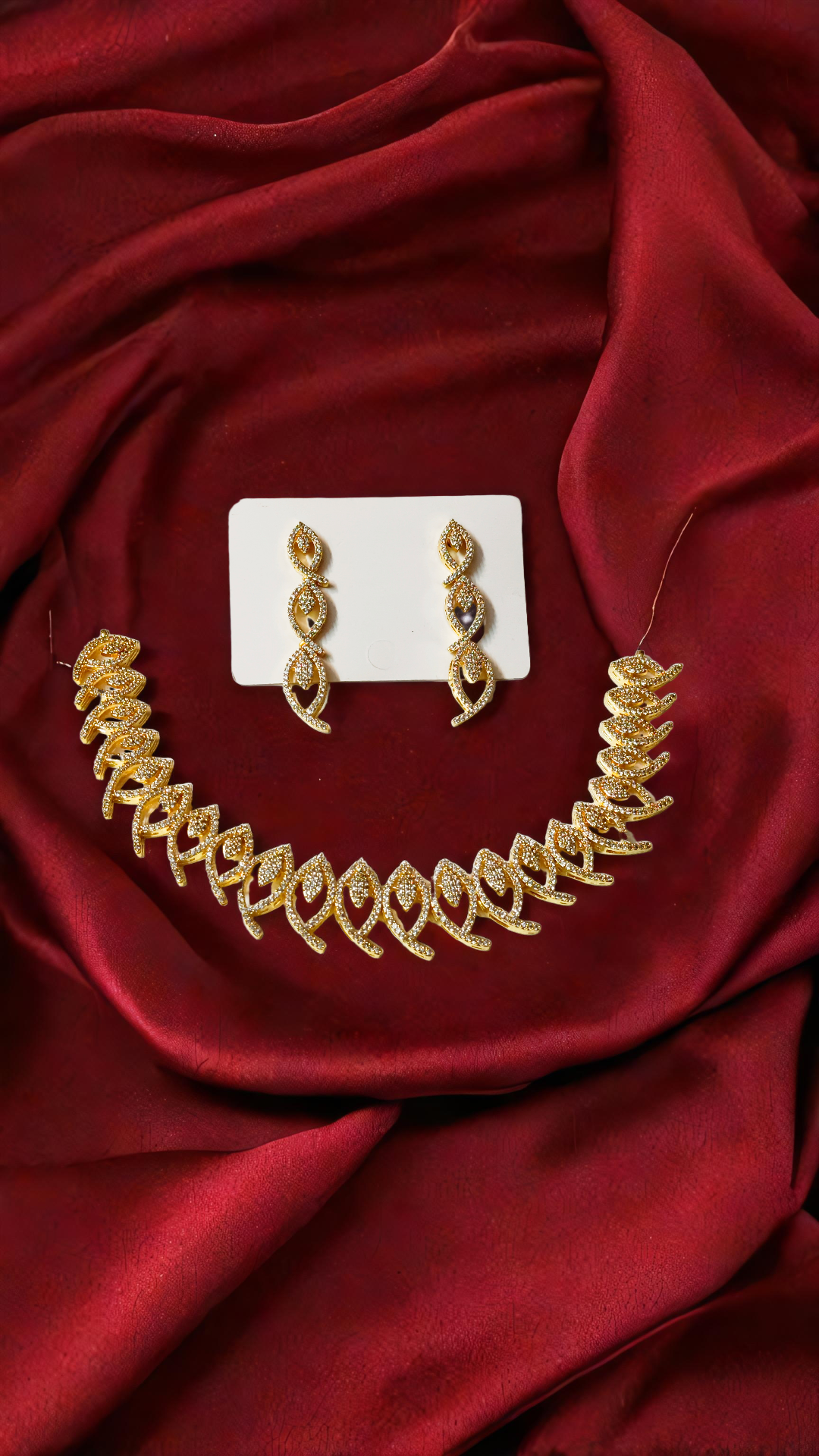 starcut ad necklace set