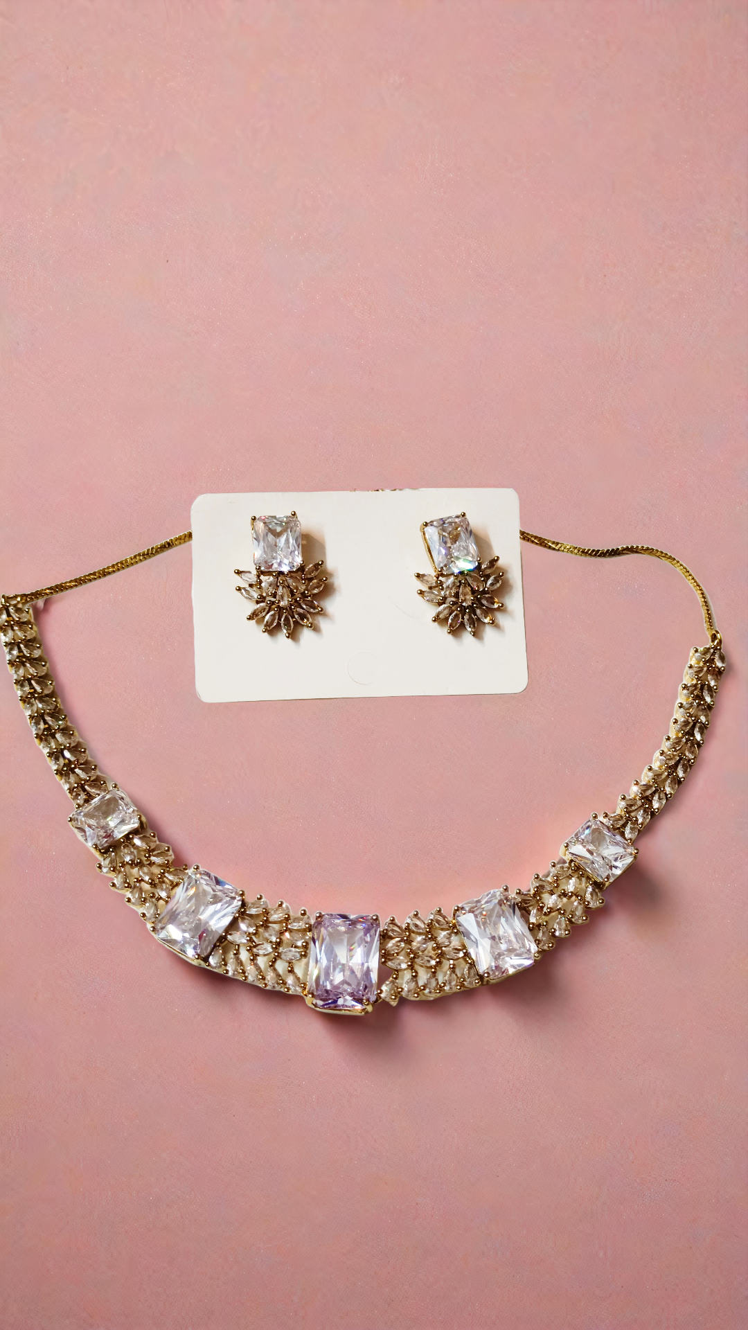 crystal stone and ad studed necklace set