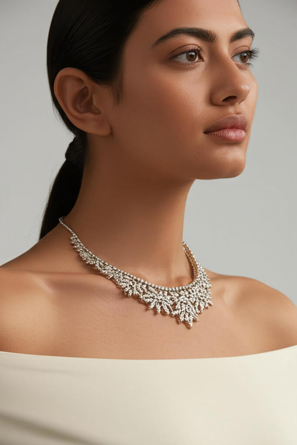 Elegant Crystal Statement Necklace