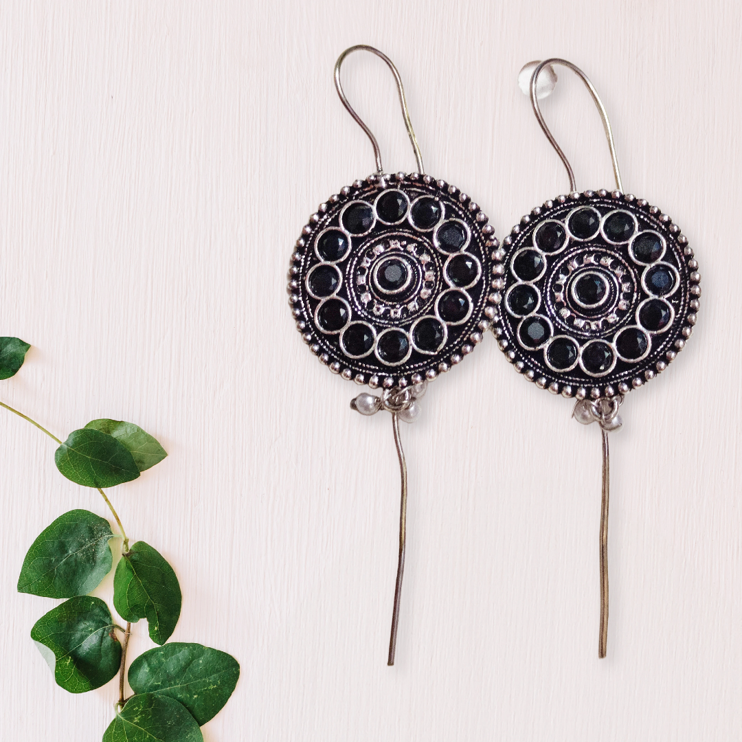 Handcrafted Silver Earrings,black stone studed pin bugardi