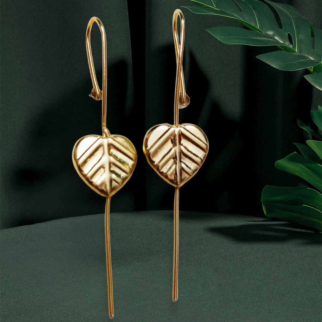 Gold Leaf Drop Earrings,minimalist trendy look pin bugardi