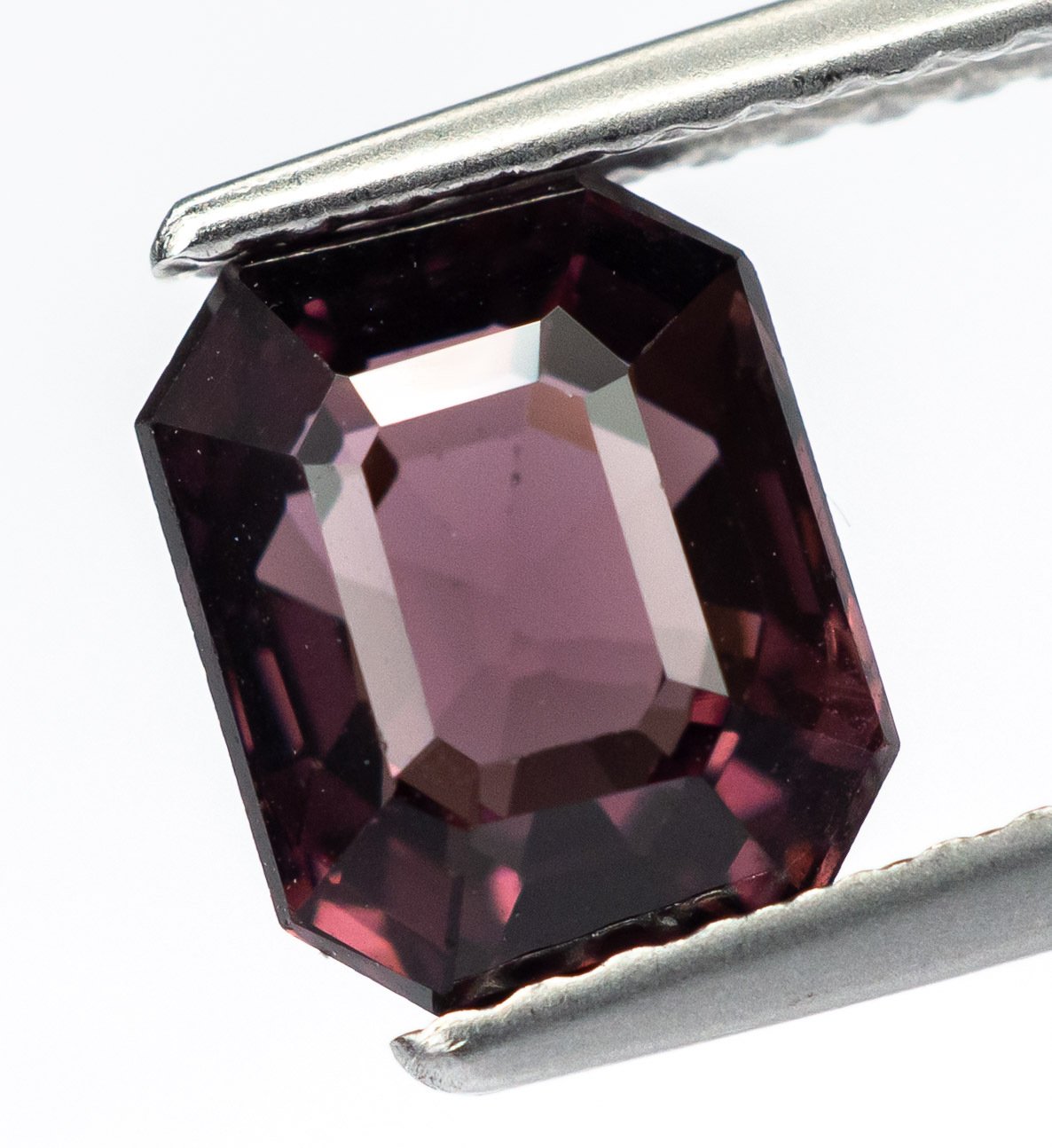 Burmese Spinel - 1.91 ct - Antwerp Laboratory for Gemstone Testing (ALGT)