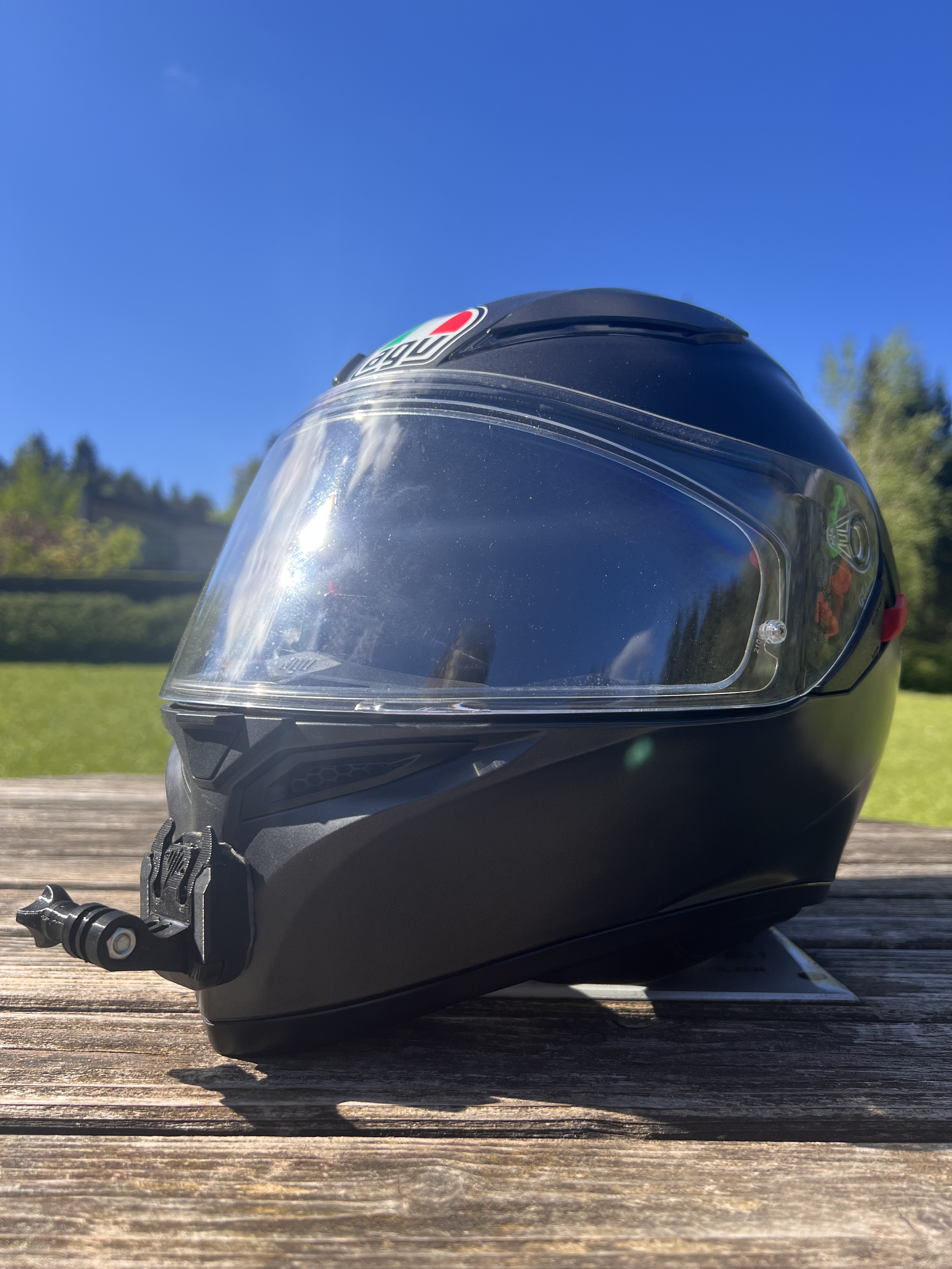 Fixam - Removable Helmet fixing solution for Go Pro