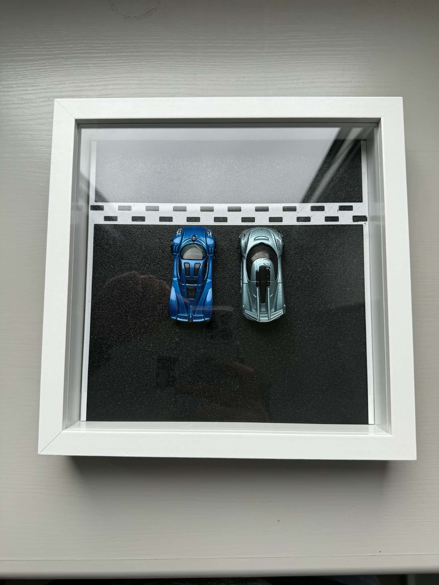 Dual Display Hot Wheels Frame – Premium 3D Printed Racetrack Edition
