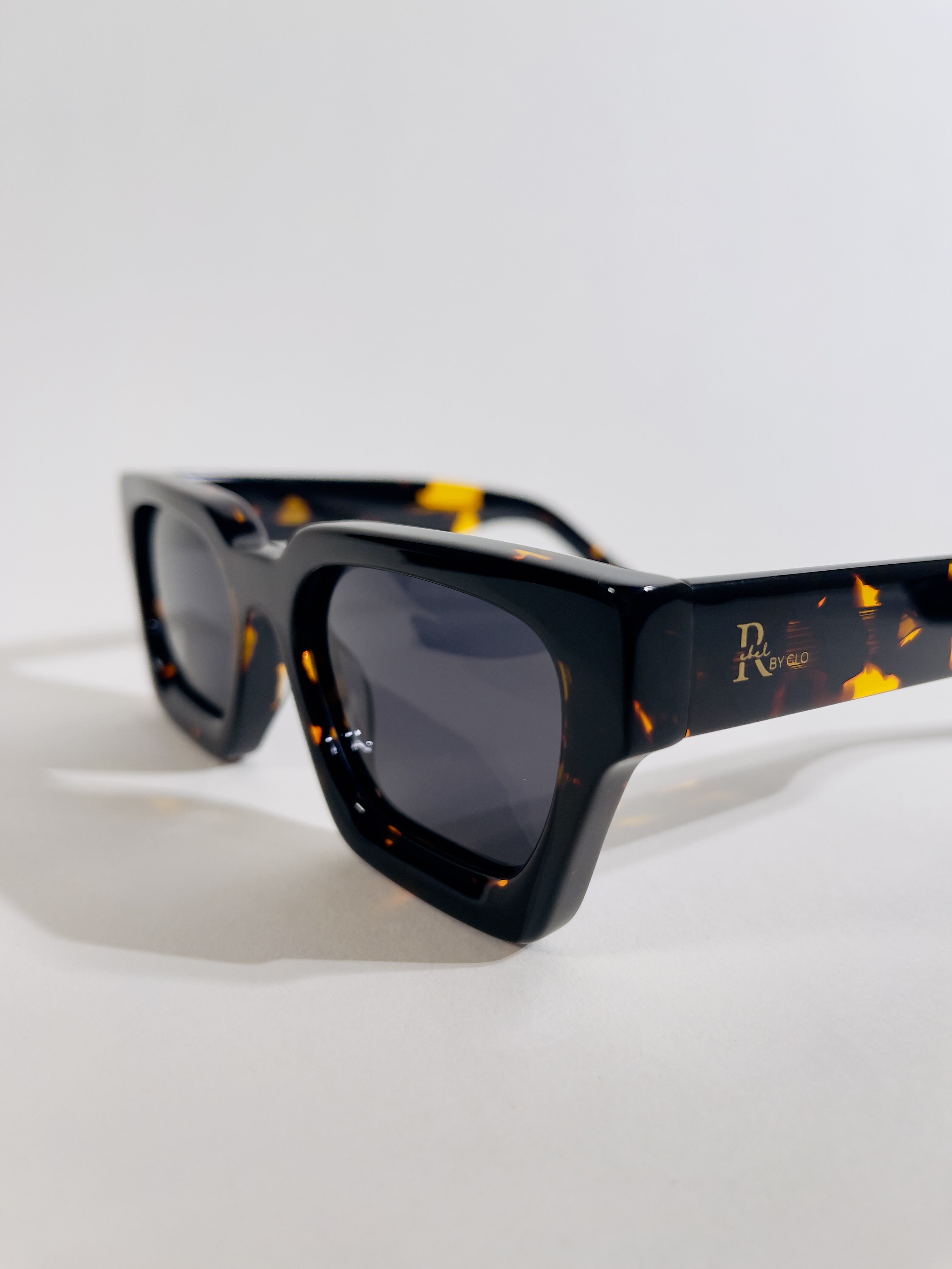 Benny acetate - tort