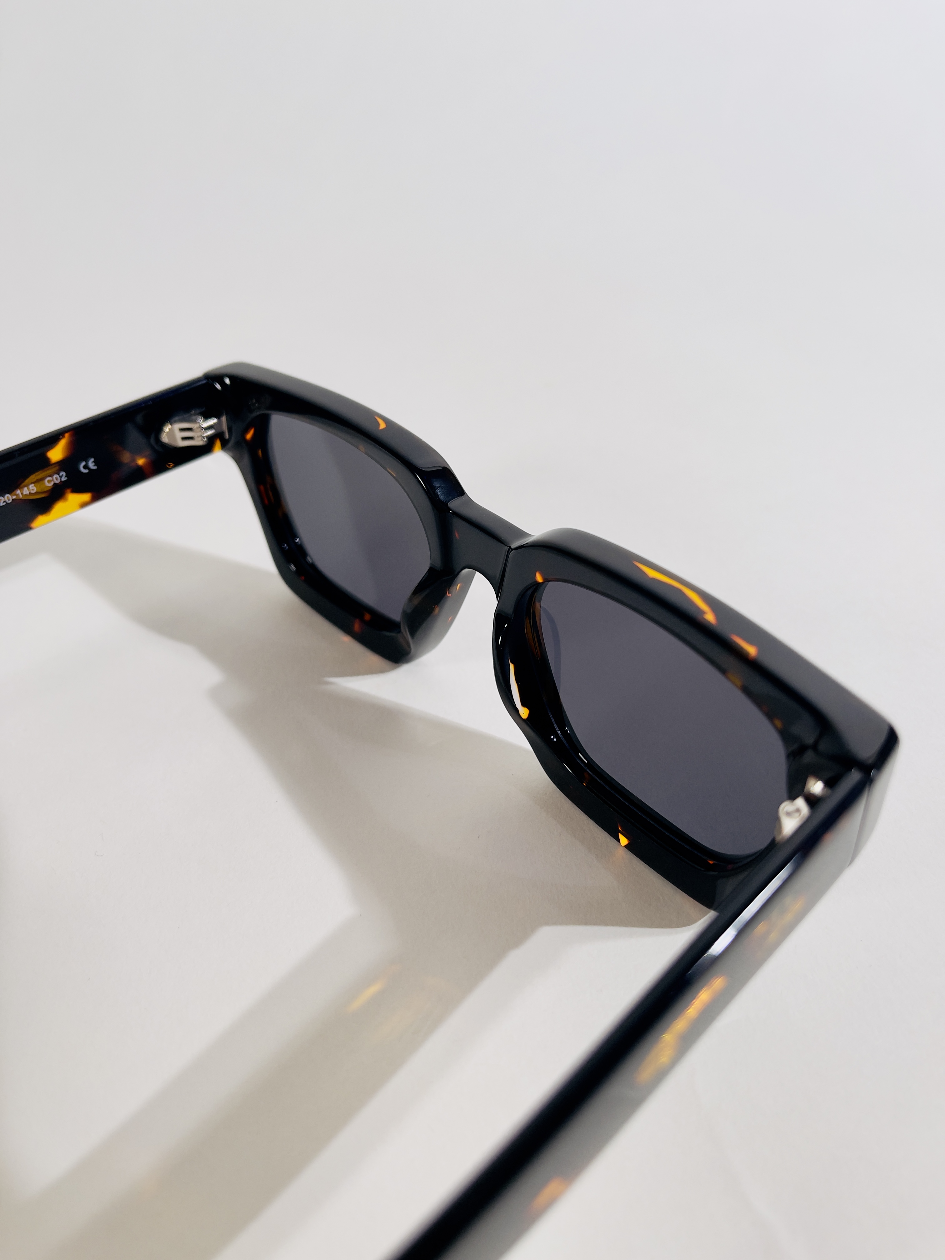 Benny acetate - tort