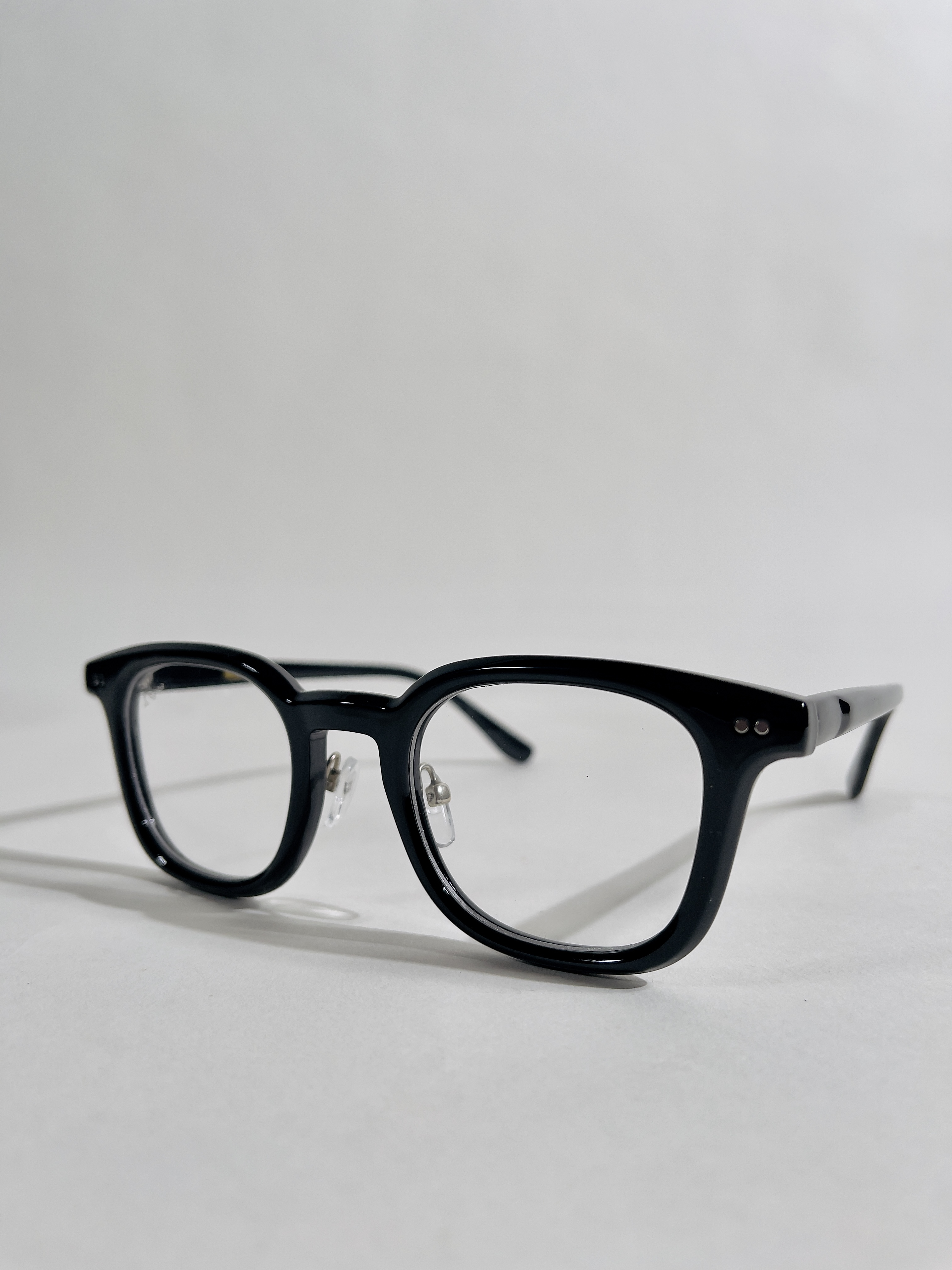 Gavin glasses