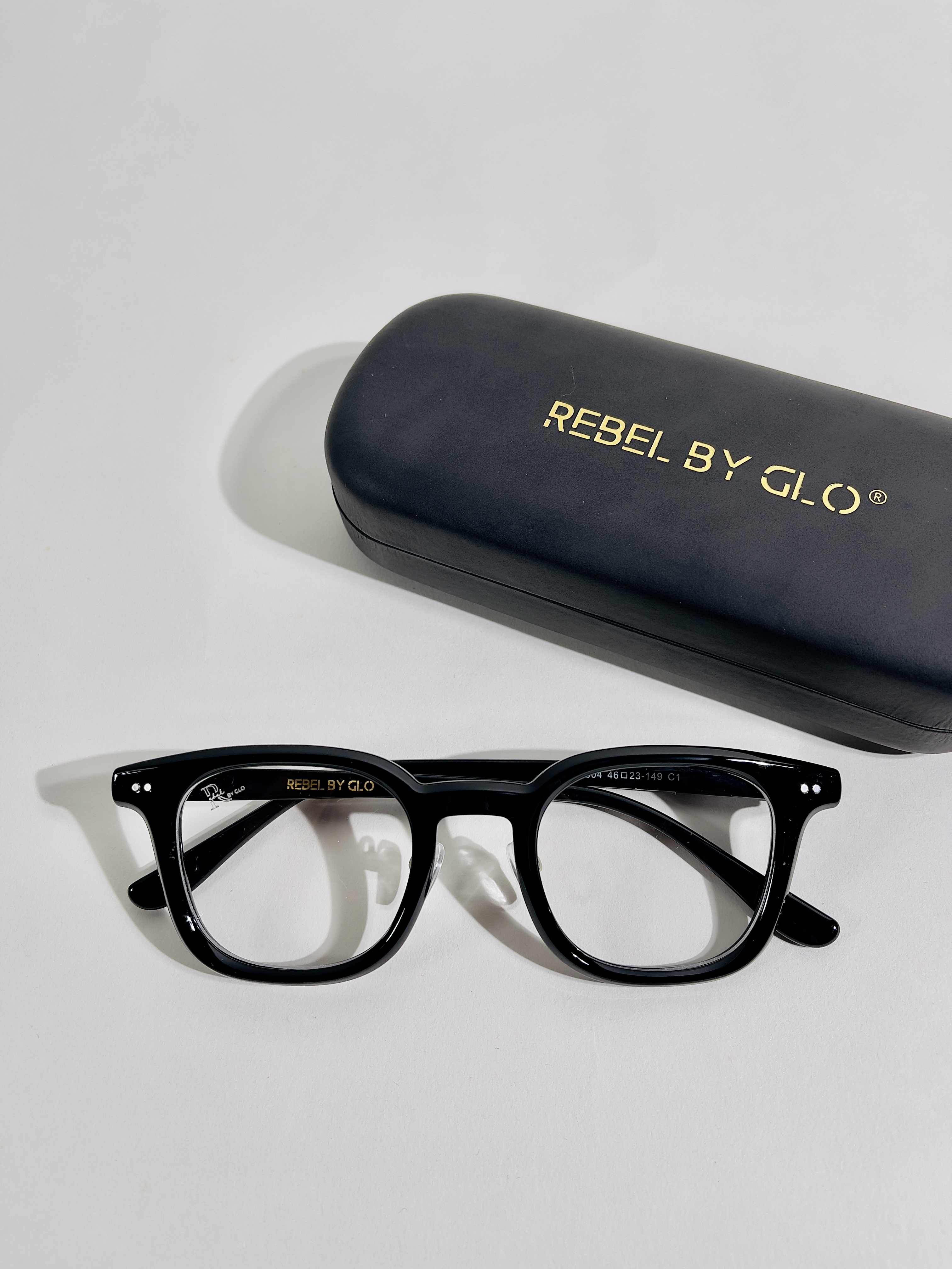 Gavin glasses