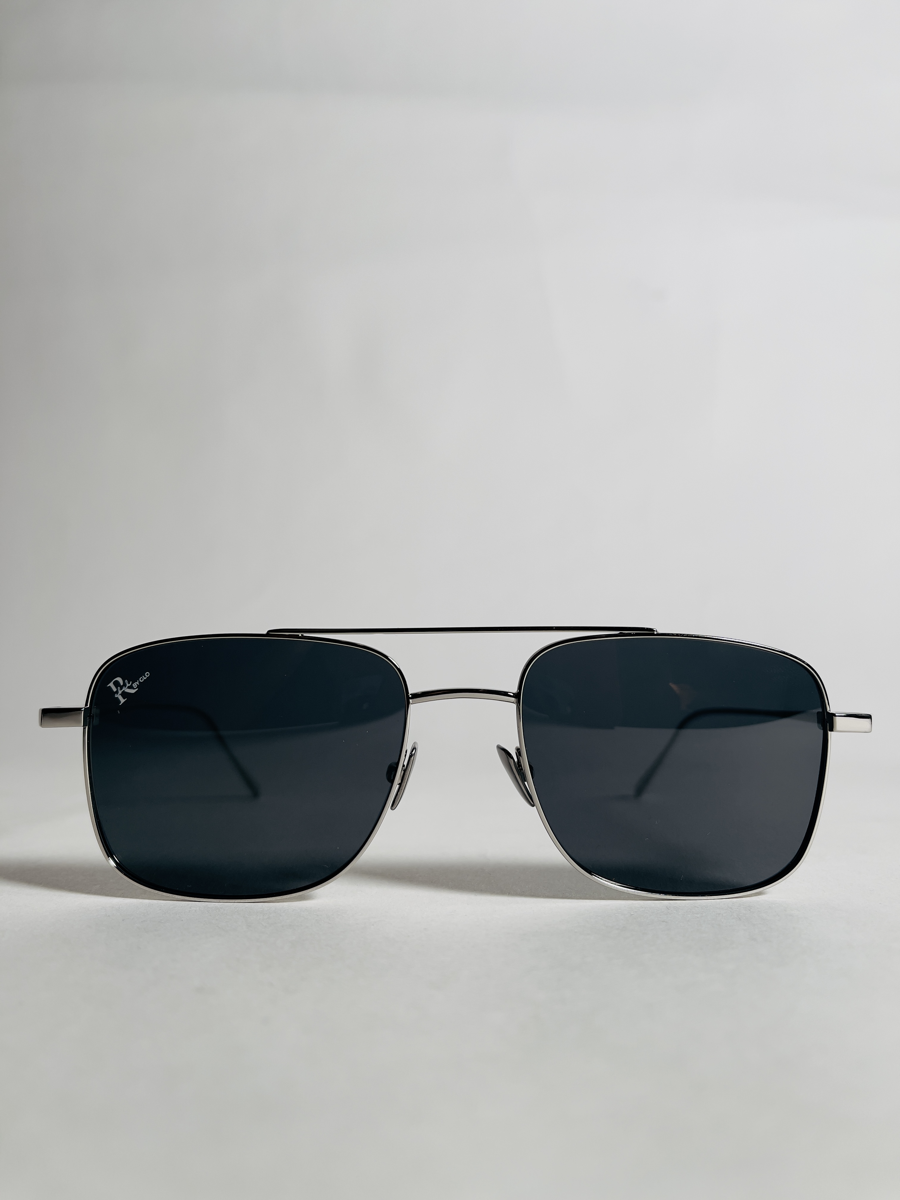 Liam - Black
