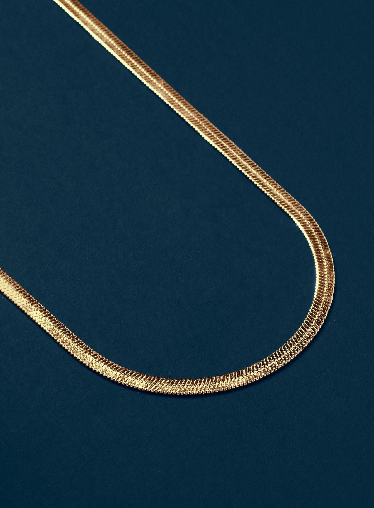 Flat snake chain