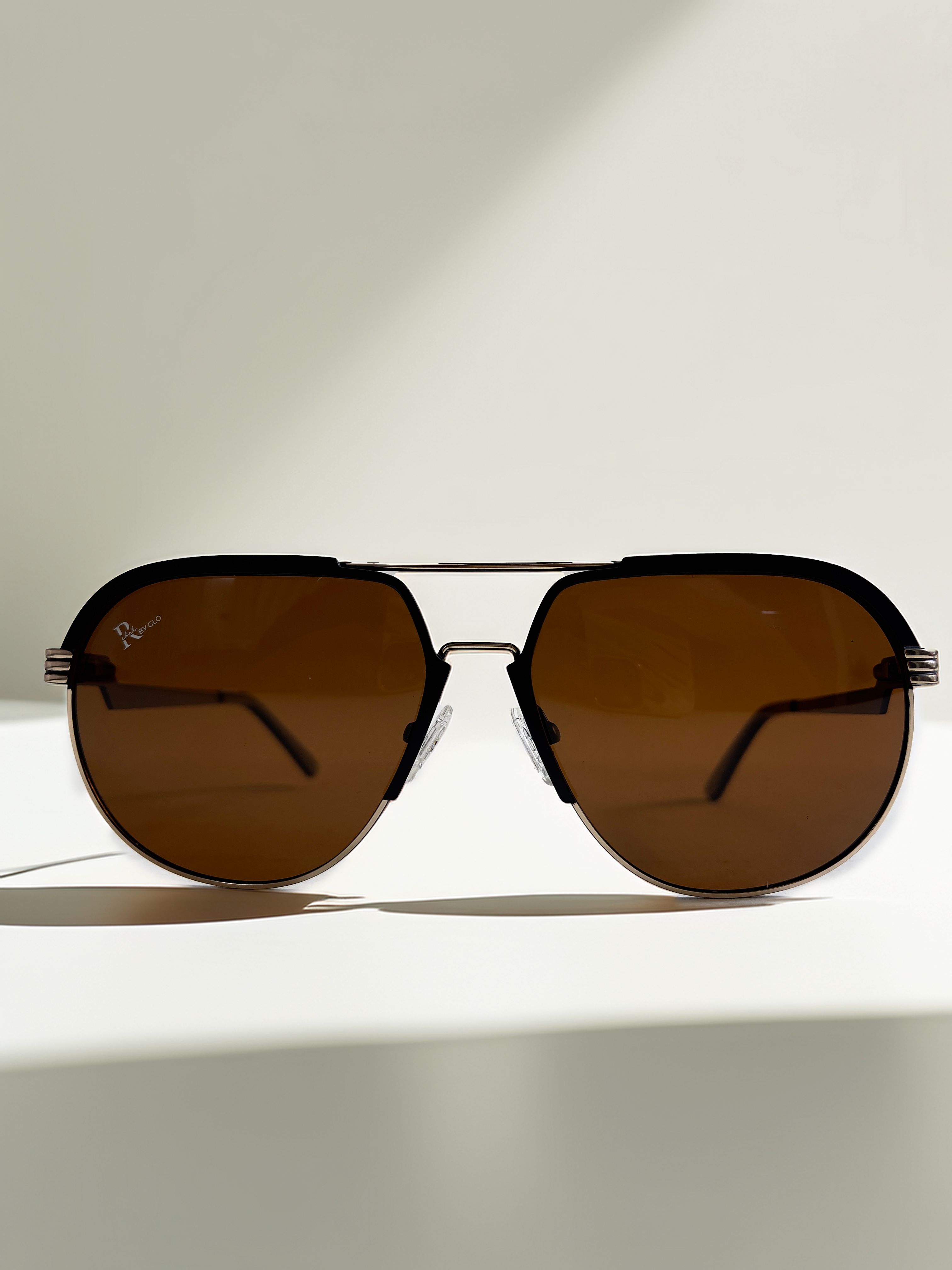 Monarch - brown 