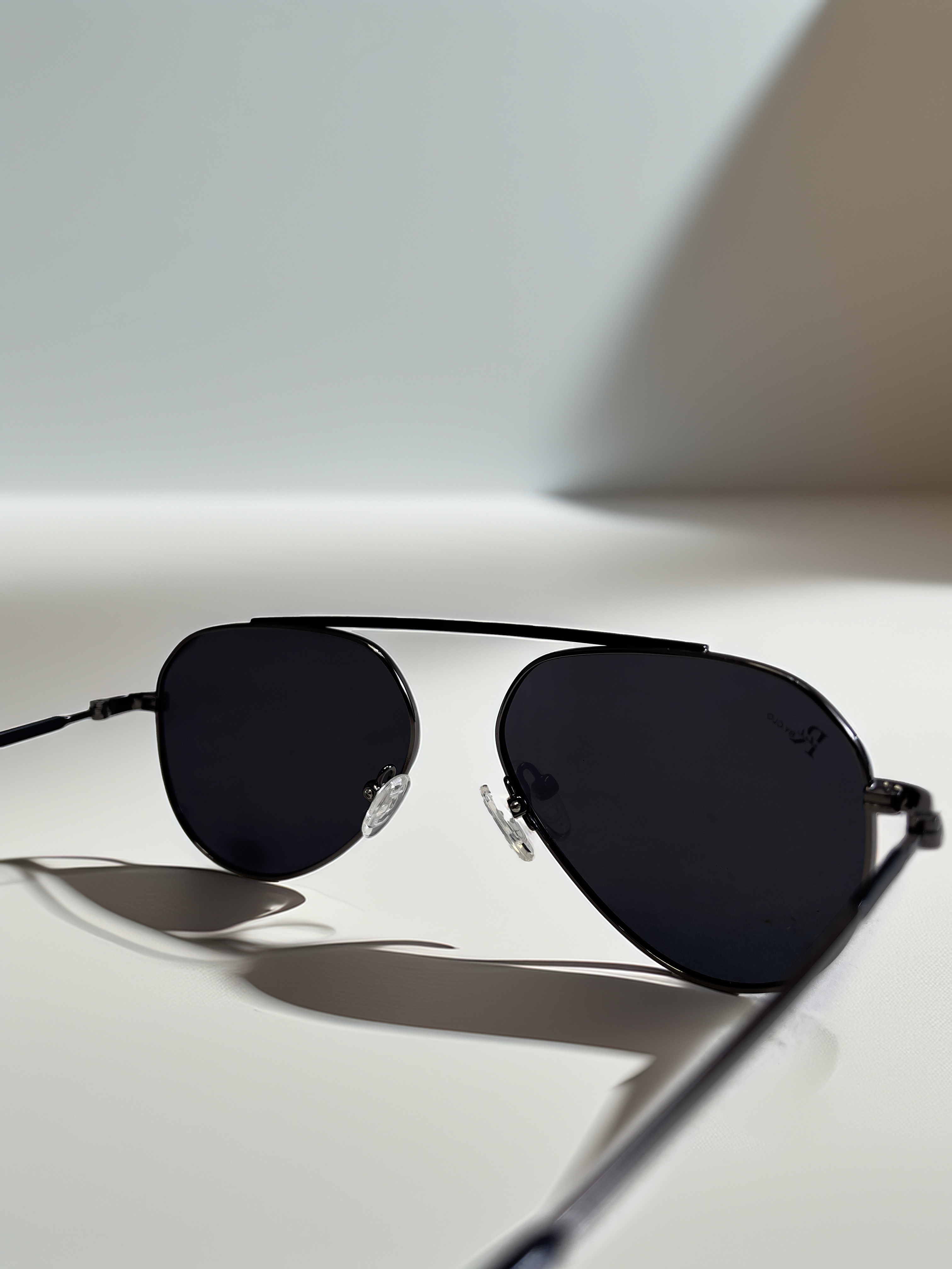 Outlaw - black