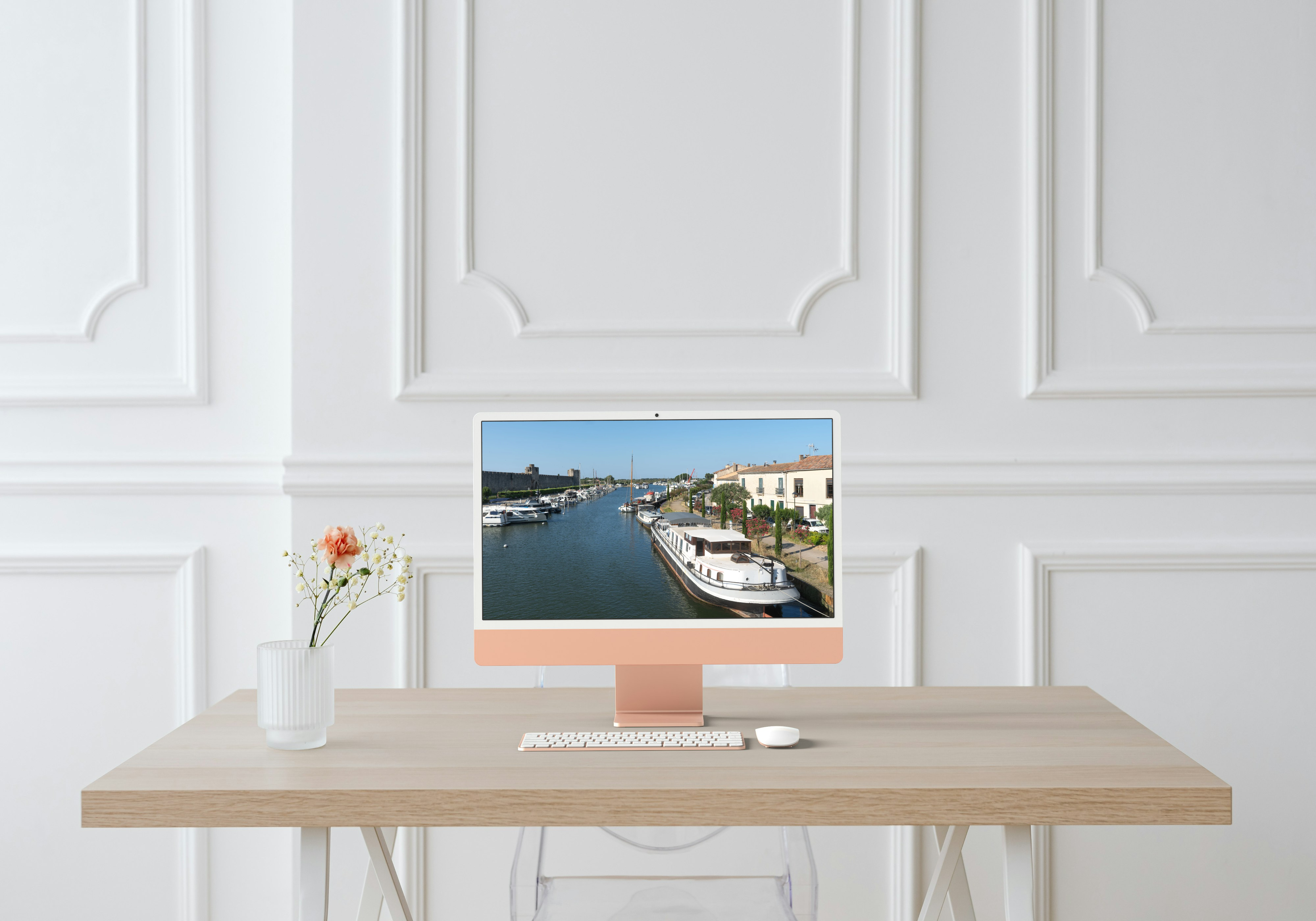 Photo  de l'entrée du port d'Aigues Mortes