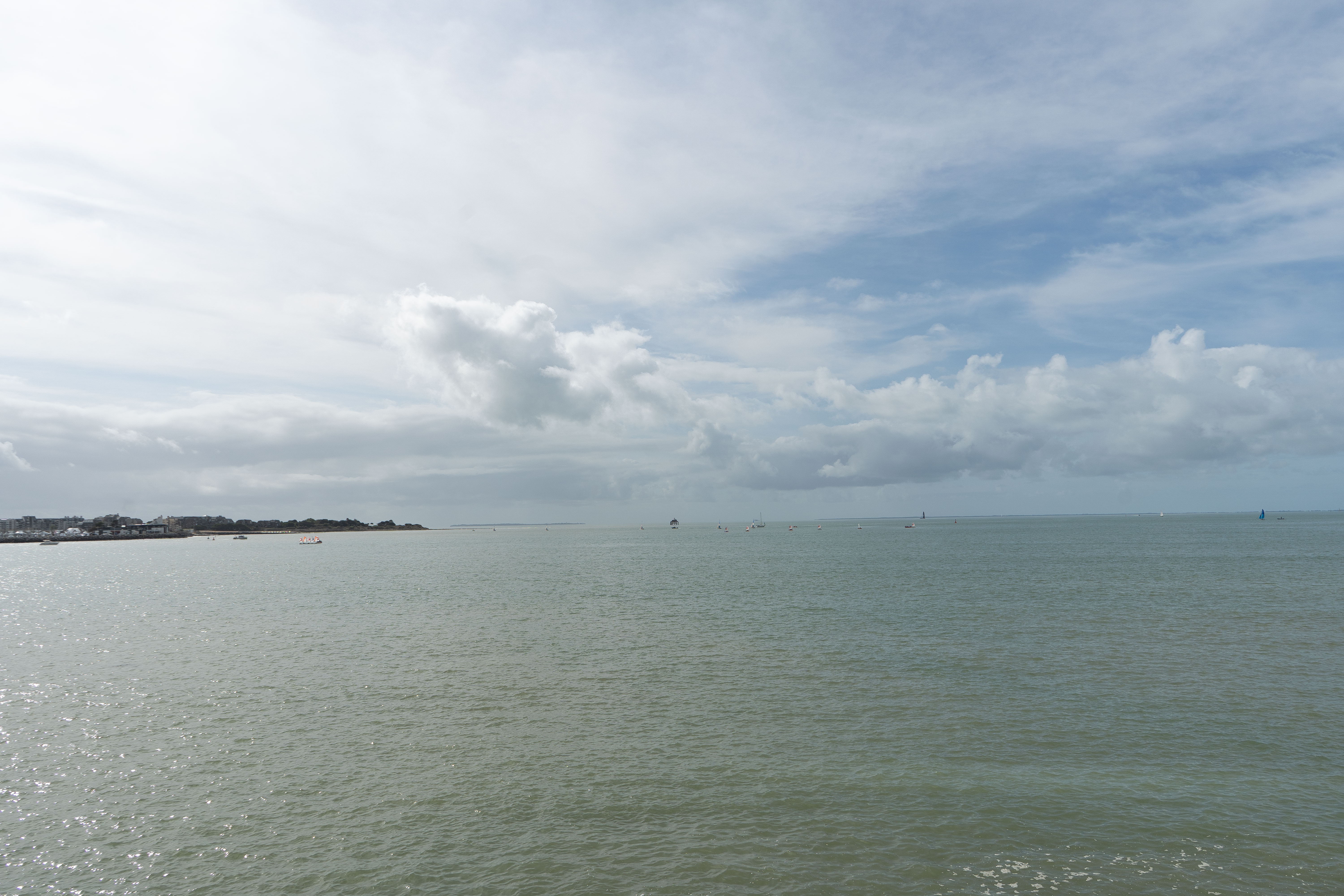 Vue sur la mer depuis le port des Minimes – La Rochelle