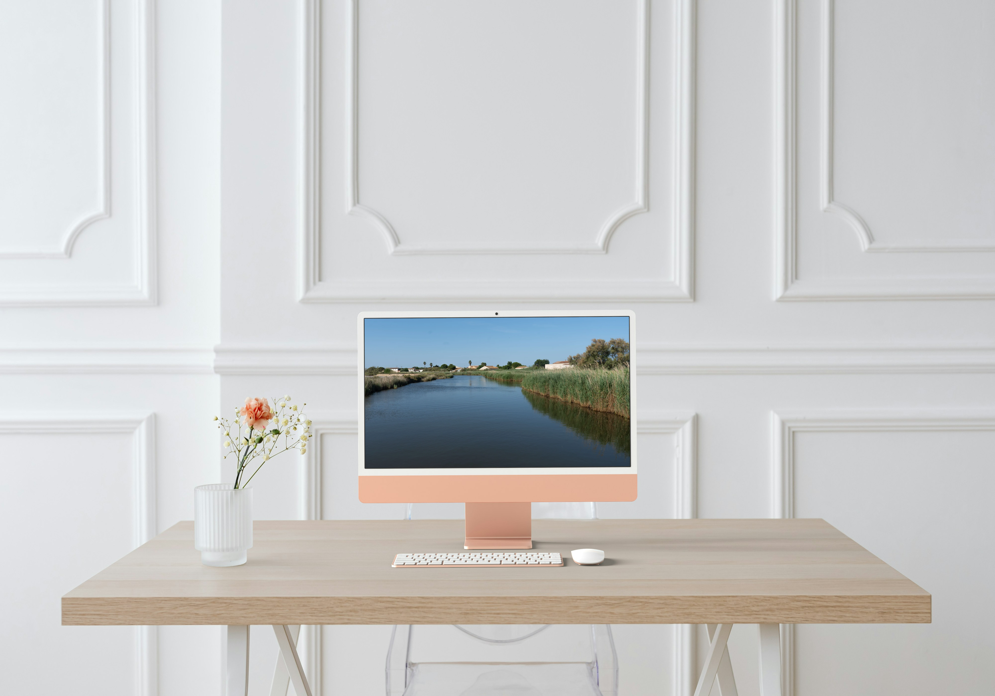 Paysage d'eau à Aigues Mortes