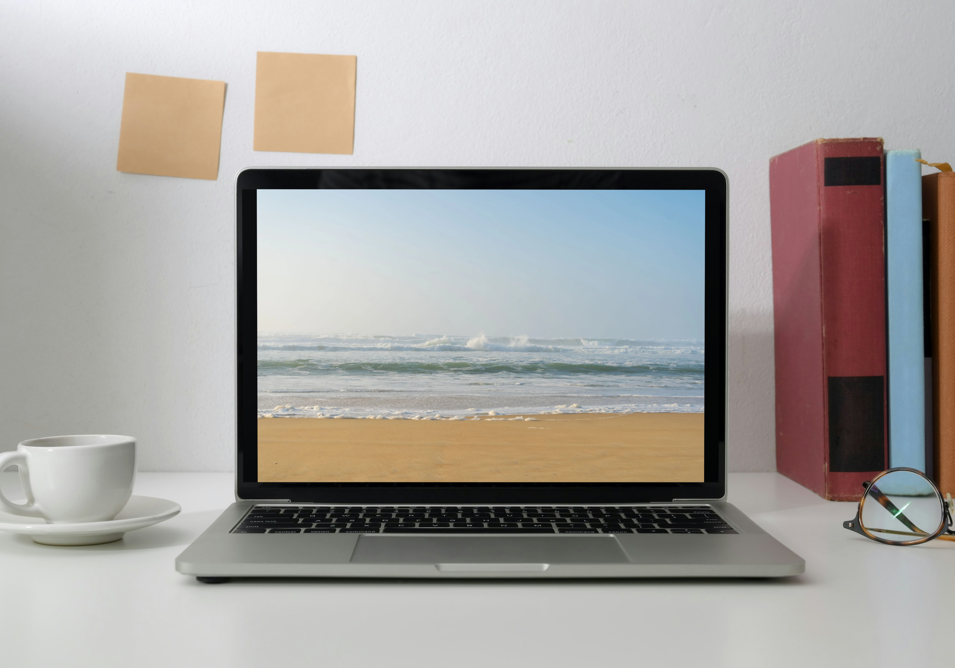 Photo d’art – Vagues océanes avec écume à Vieux Boucau sous lumière douce