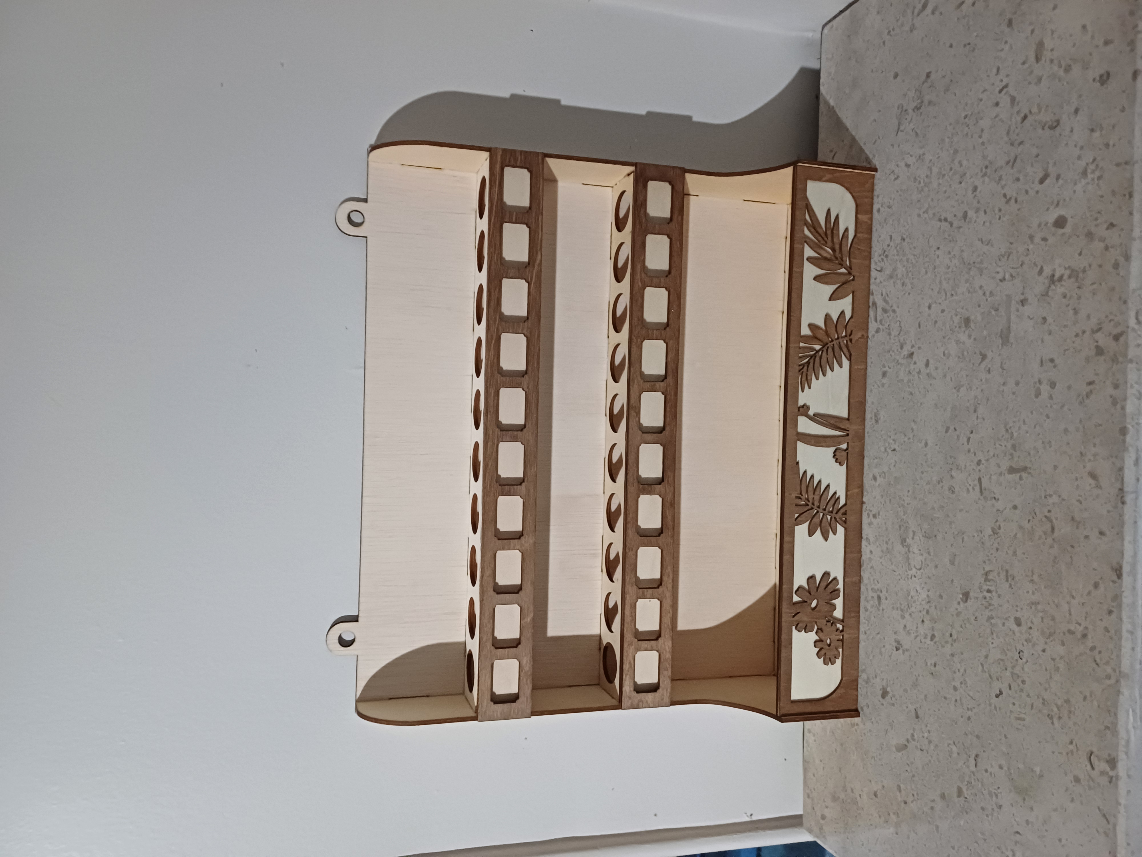 Fichier de découpe d'un présentoir d'huiles essentielles