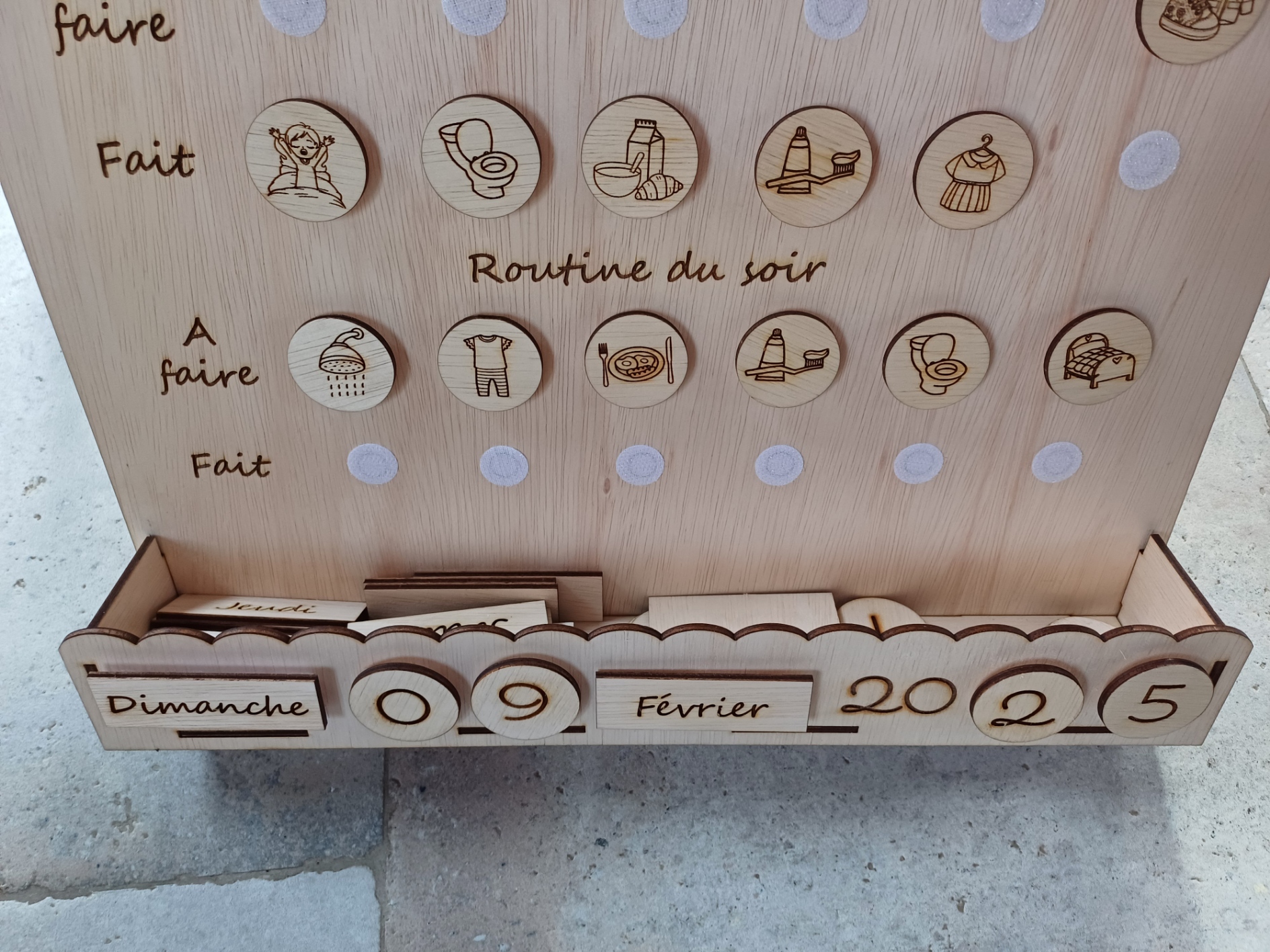 Fichier de découpe laser d'un tableau de routine enfant