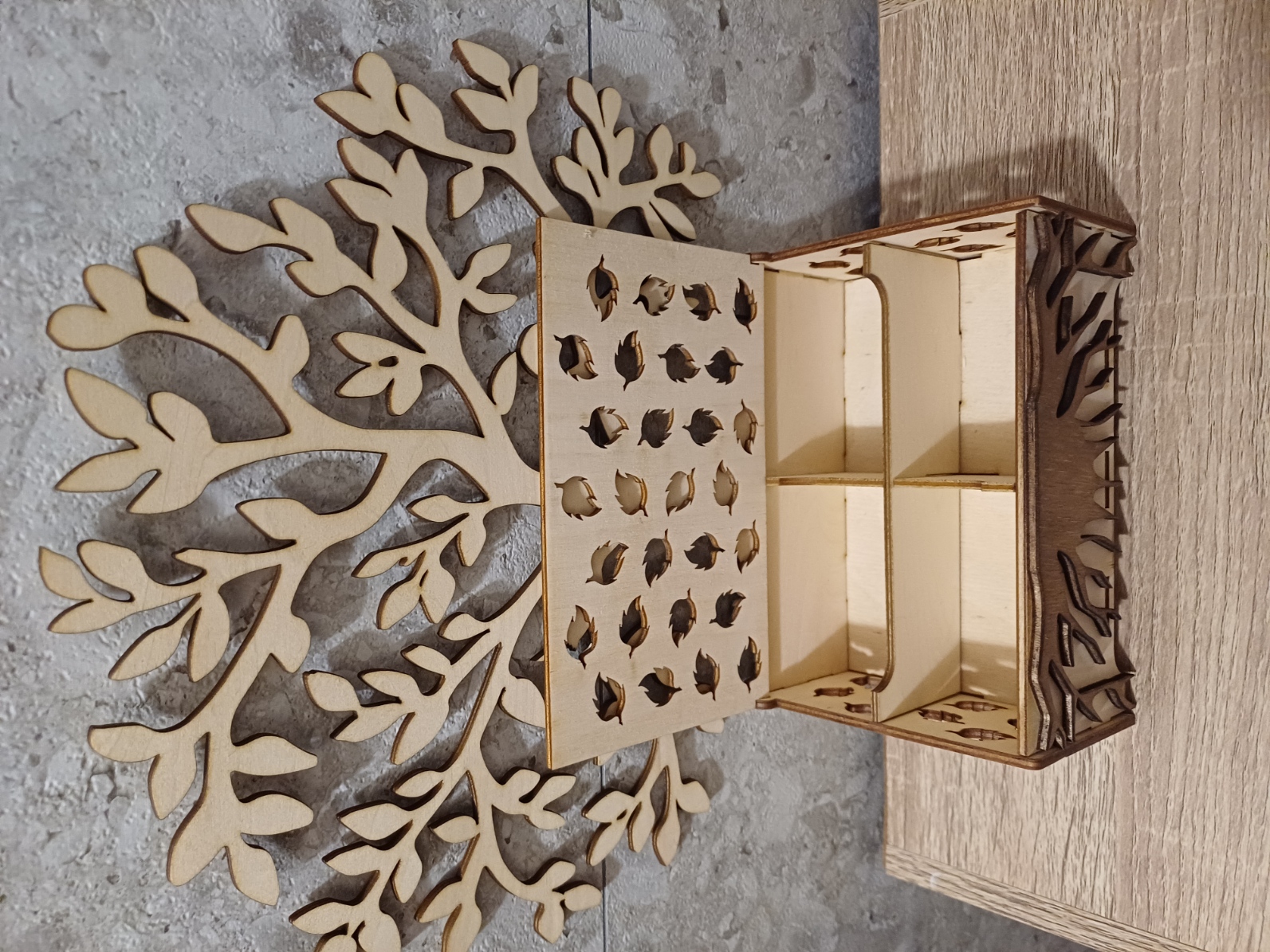 Fichier de découpe d'un arbre porte-bijoux
