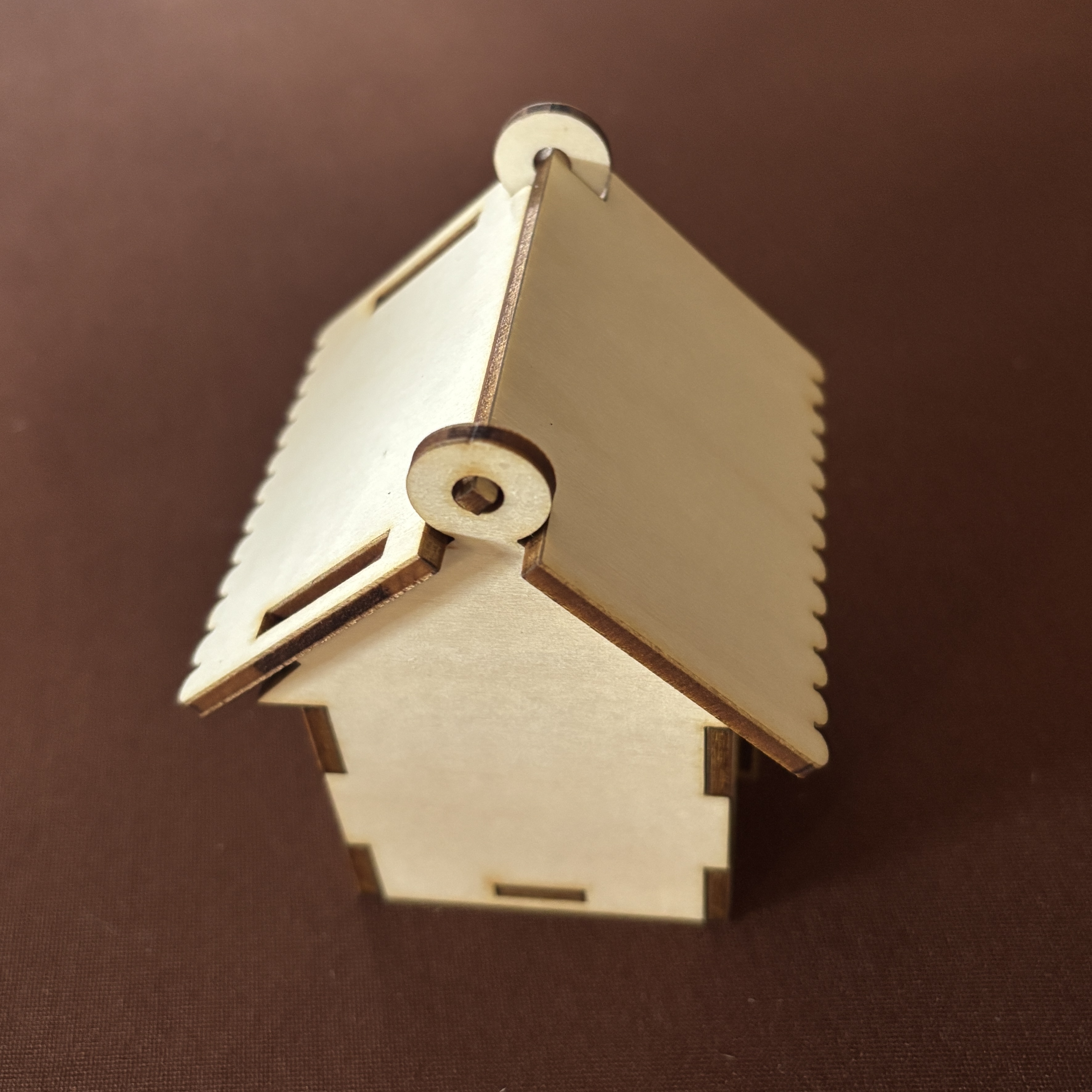 Mini maison en bois personnalisée