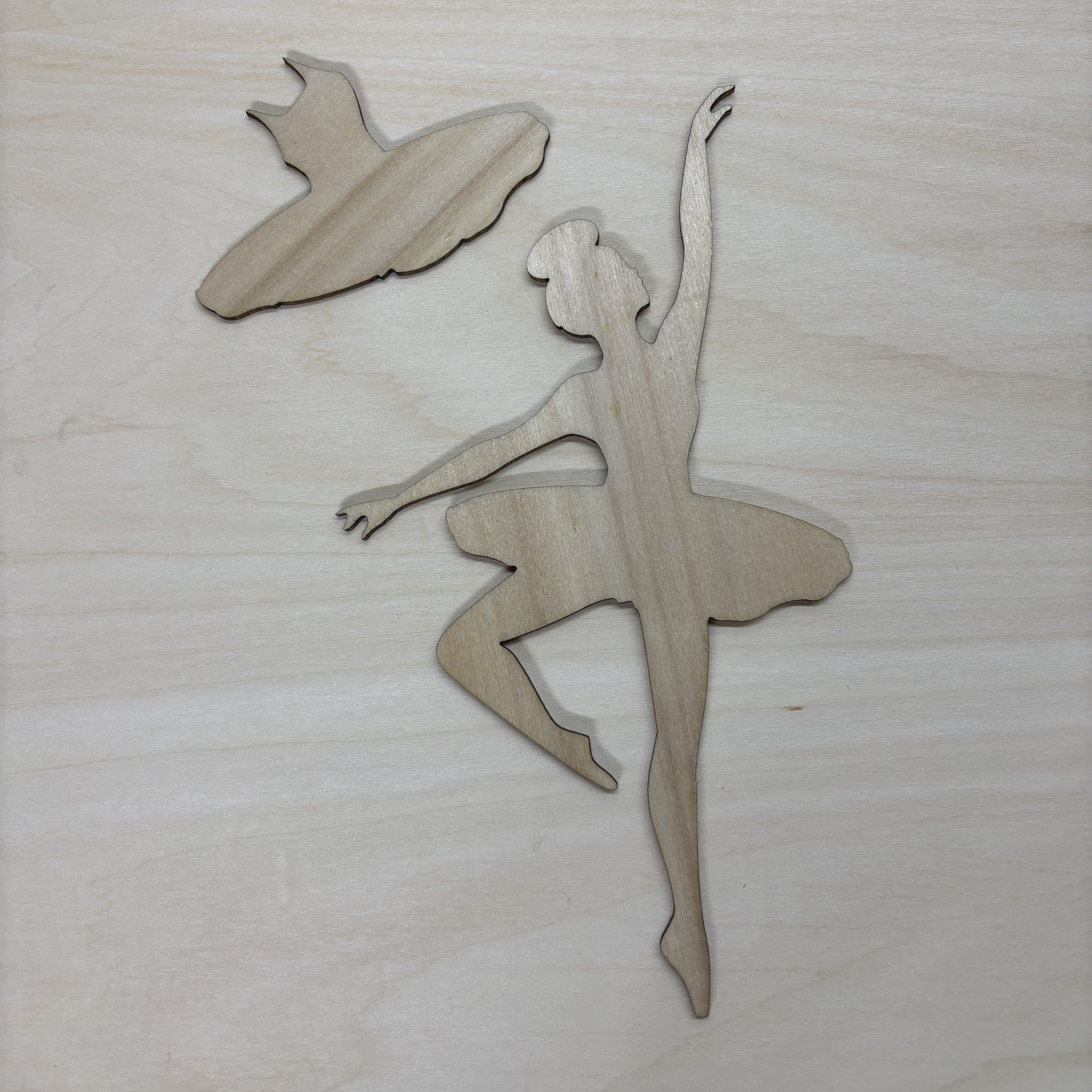 Motif danseuse en 2 couches