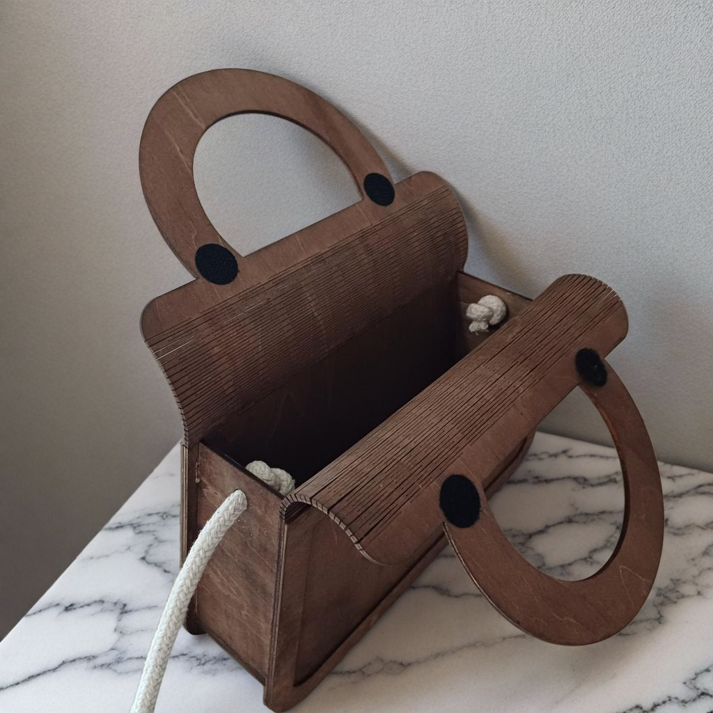 Fichier de découpe laser d'un sac à main en bois