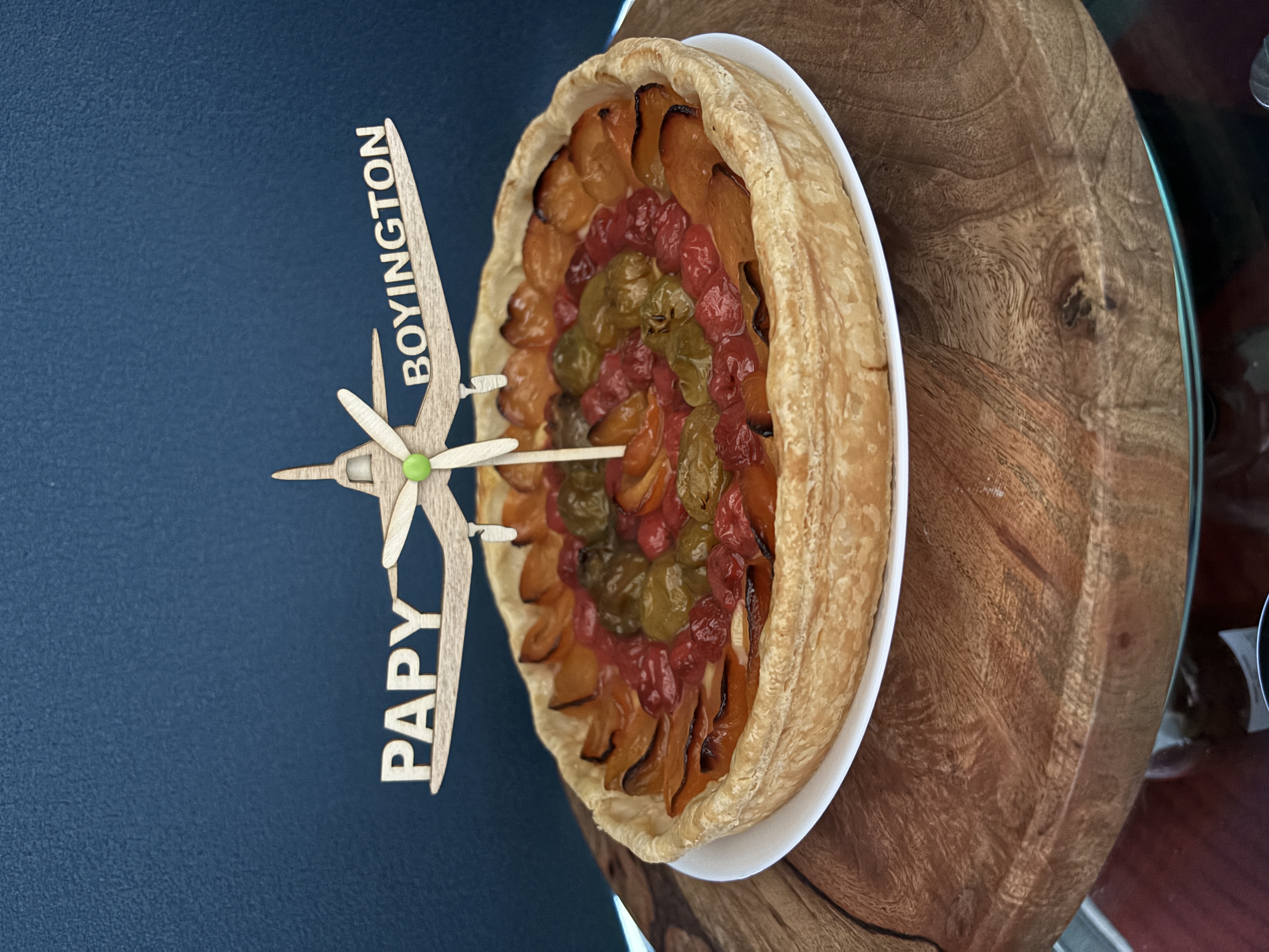 Cake topper en forme d'avion Corsair