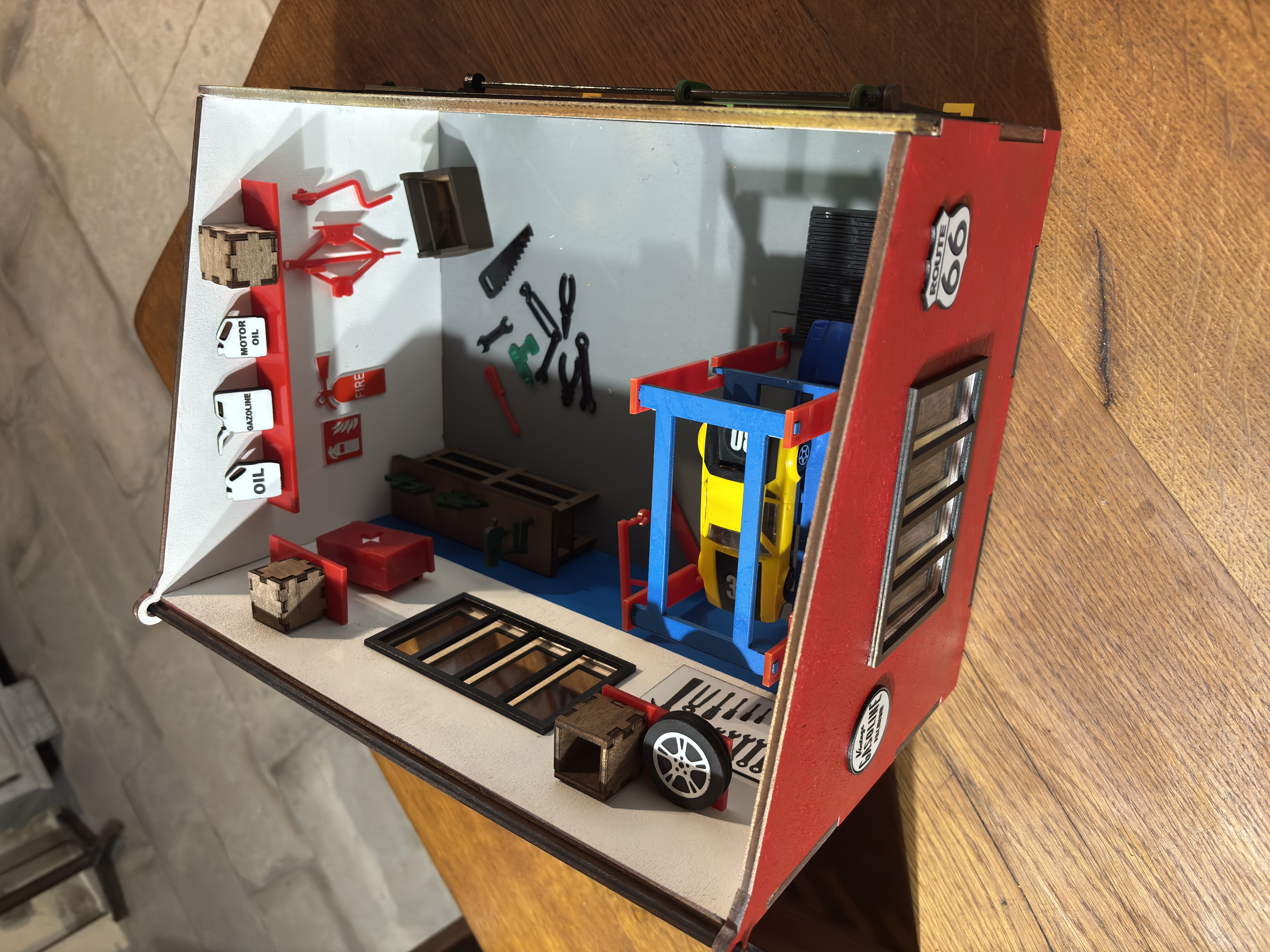 Fichier de découpe laser DXF-SVG - Garage atelier voiture diorama équipé