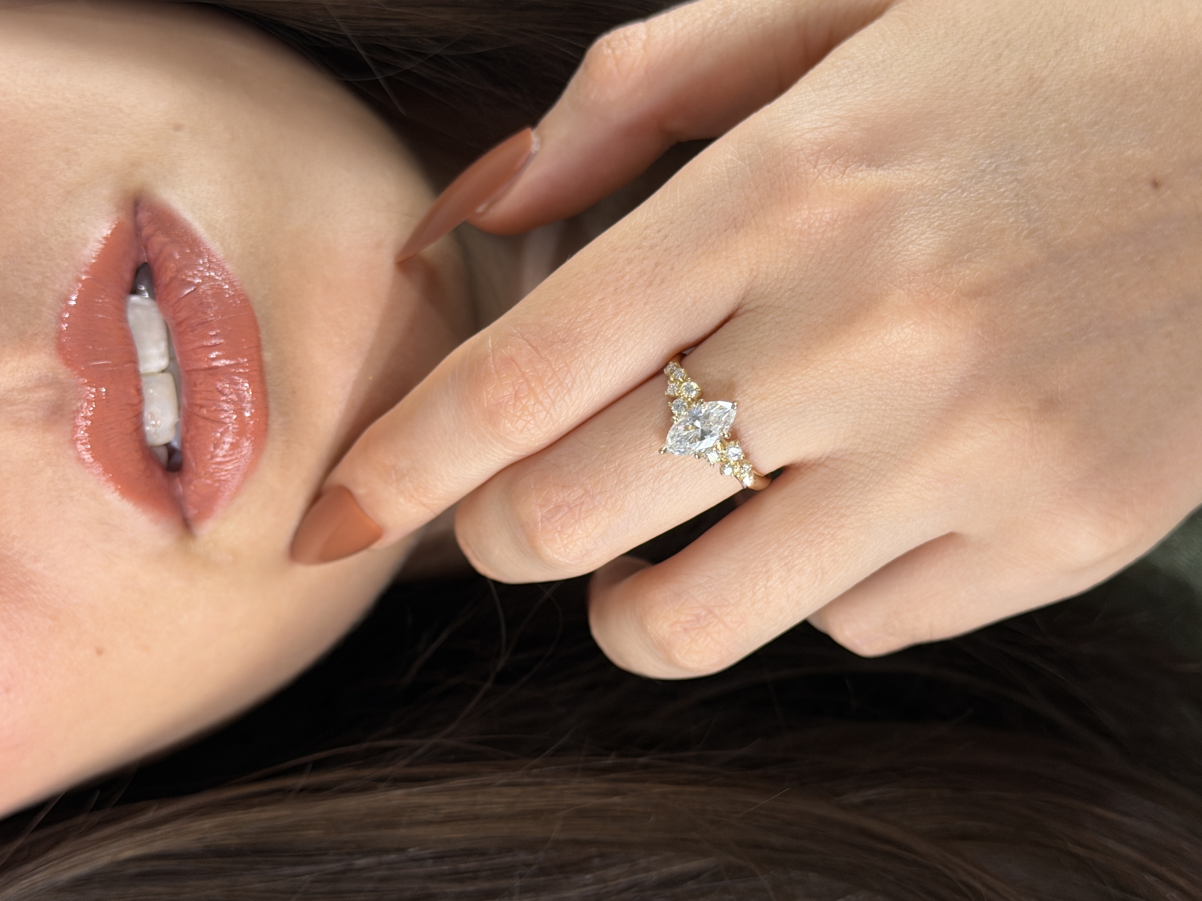 Anillo De Compromiso Constelaciones Oro 10k o 14k Moissanita 1.2ct