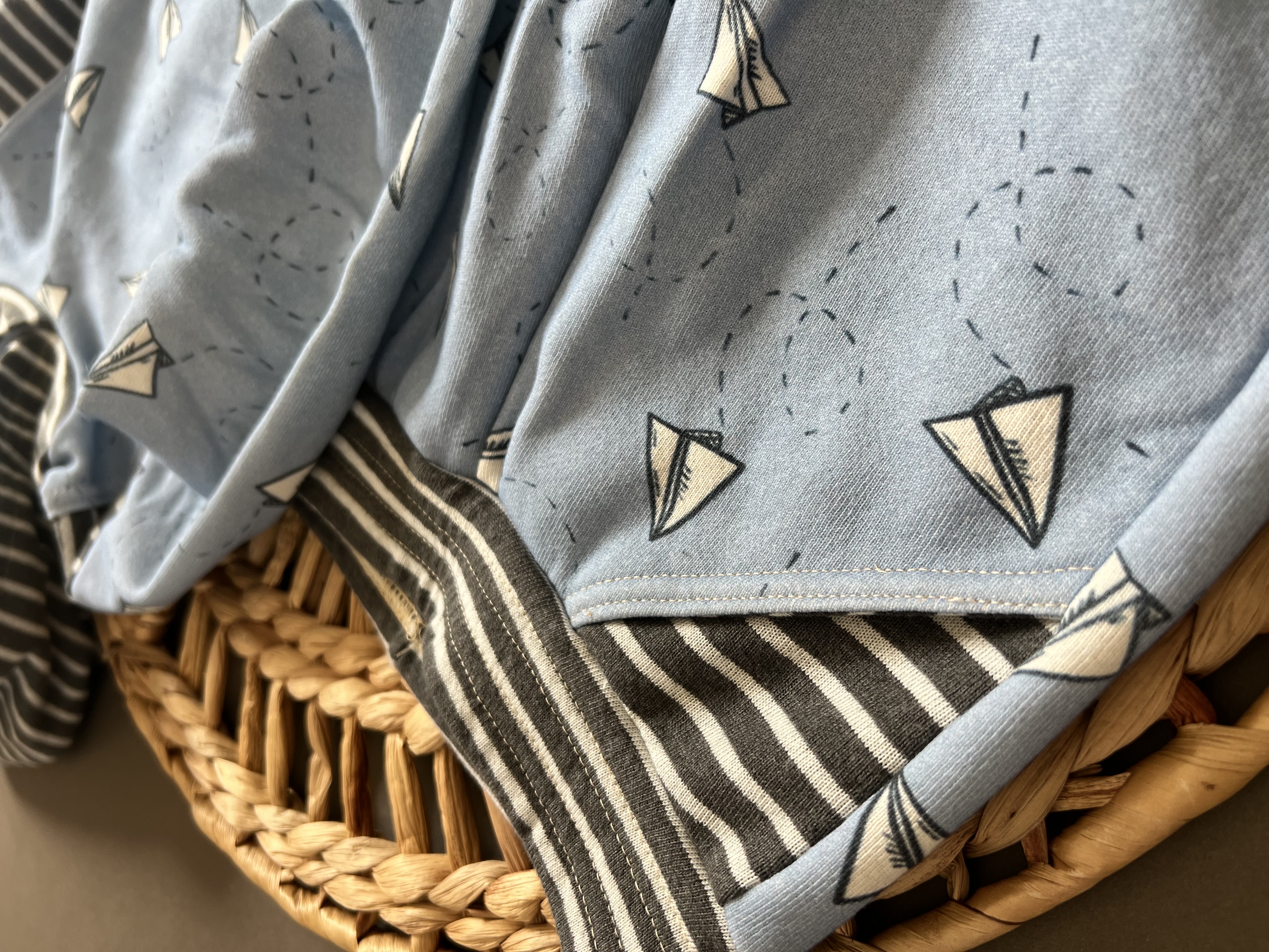 Paper Airplane Sweat Set