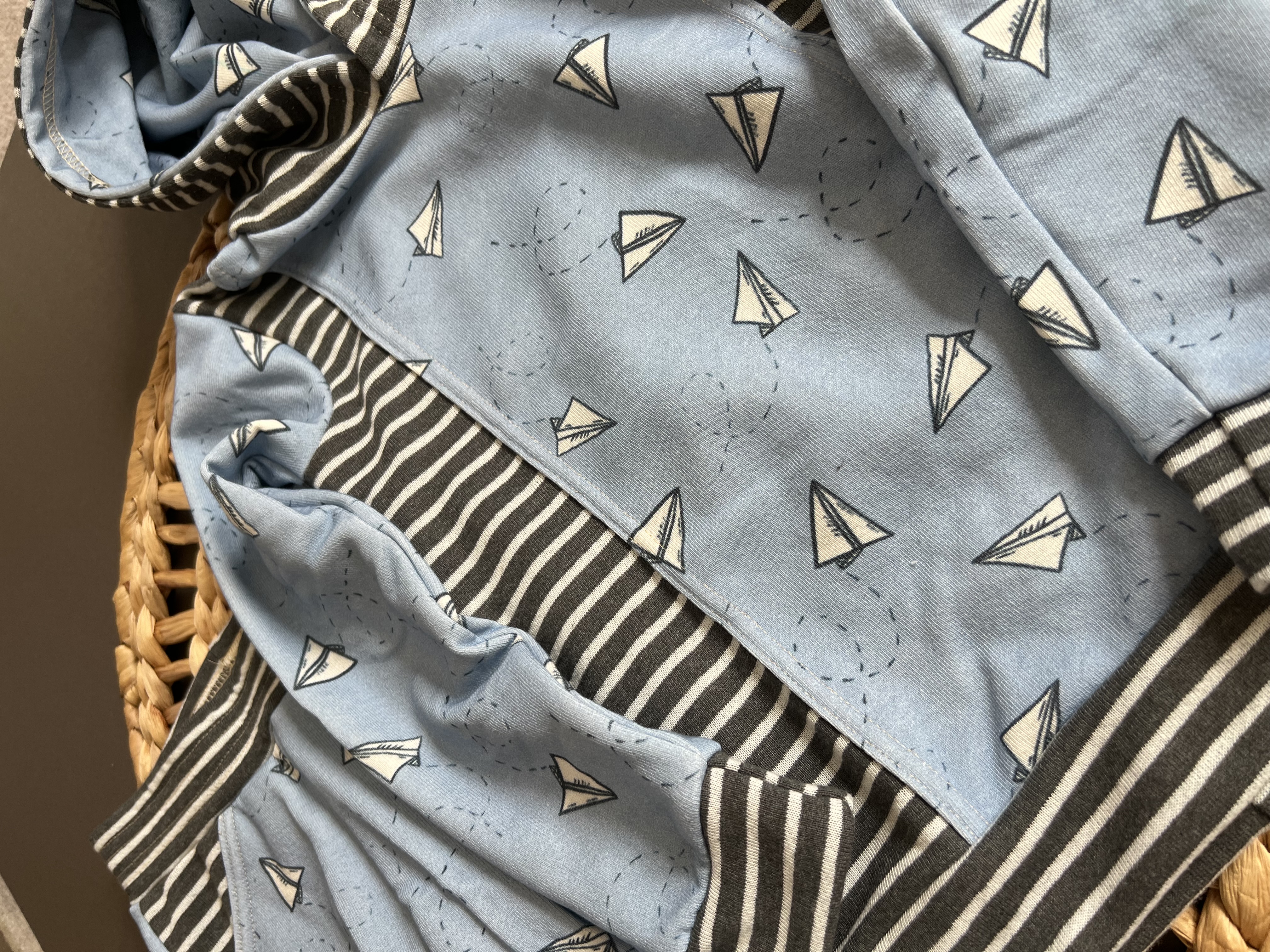 Paper Airplane Sweat Set