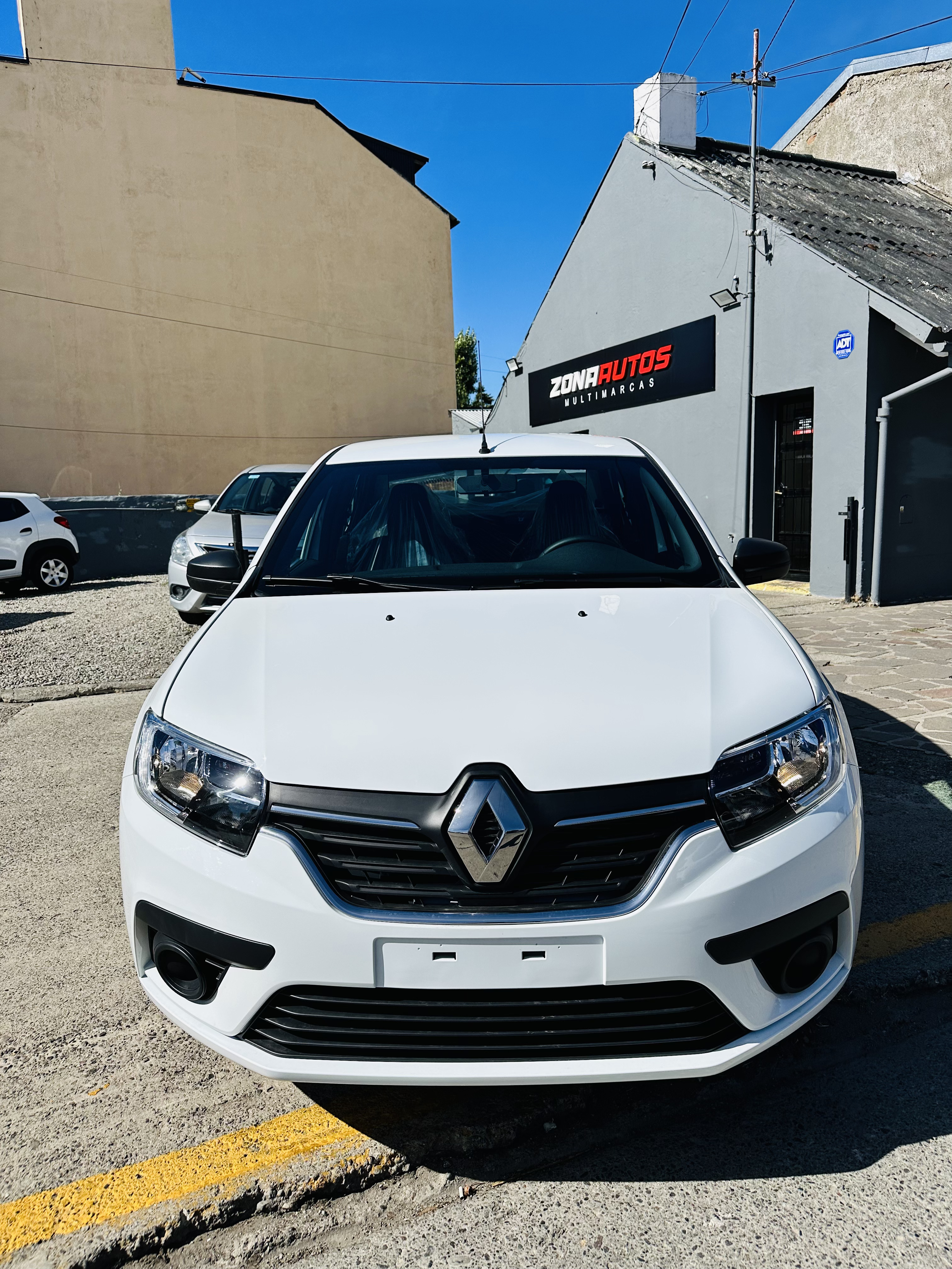 Renault Logan 2025