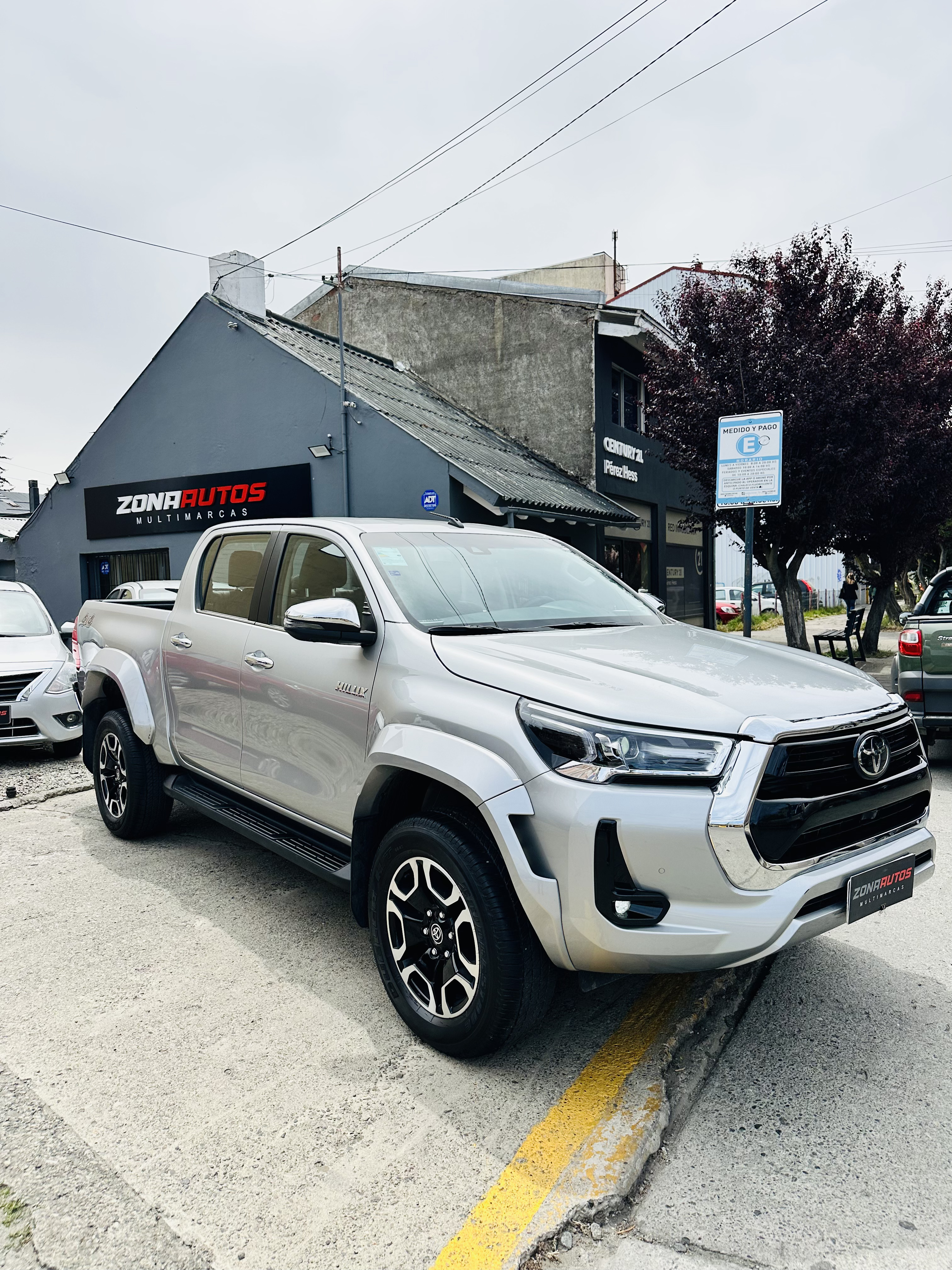 Toyota Hilux SRX 2024