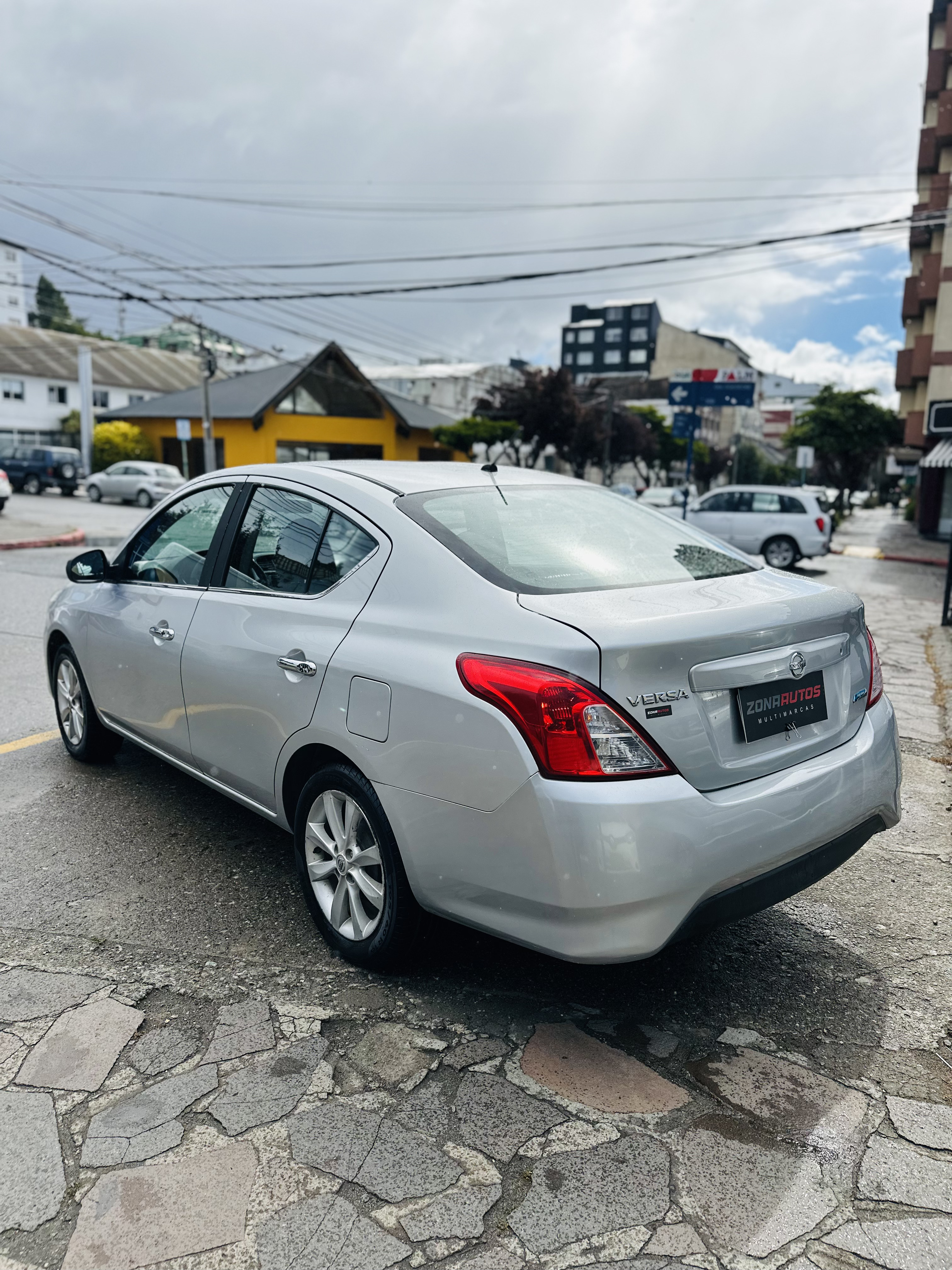 Nissan Versa 2018