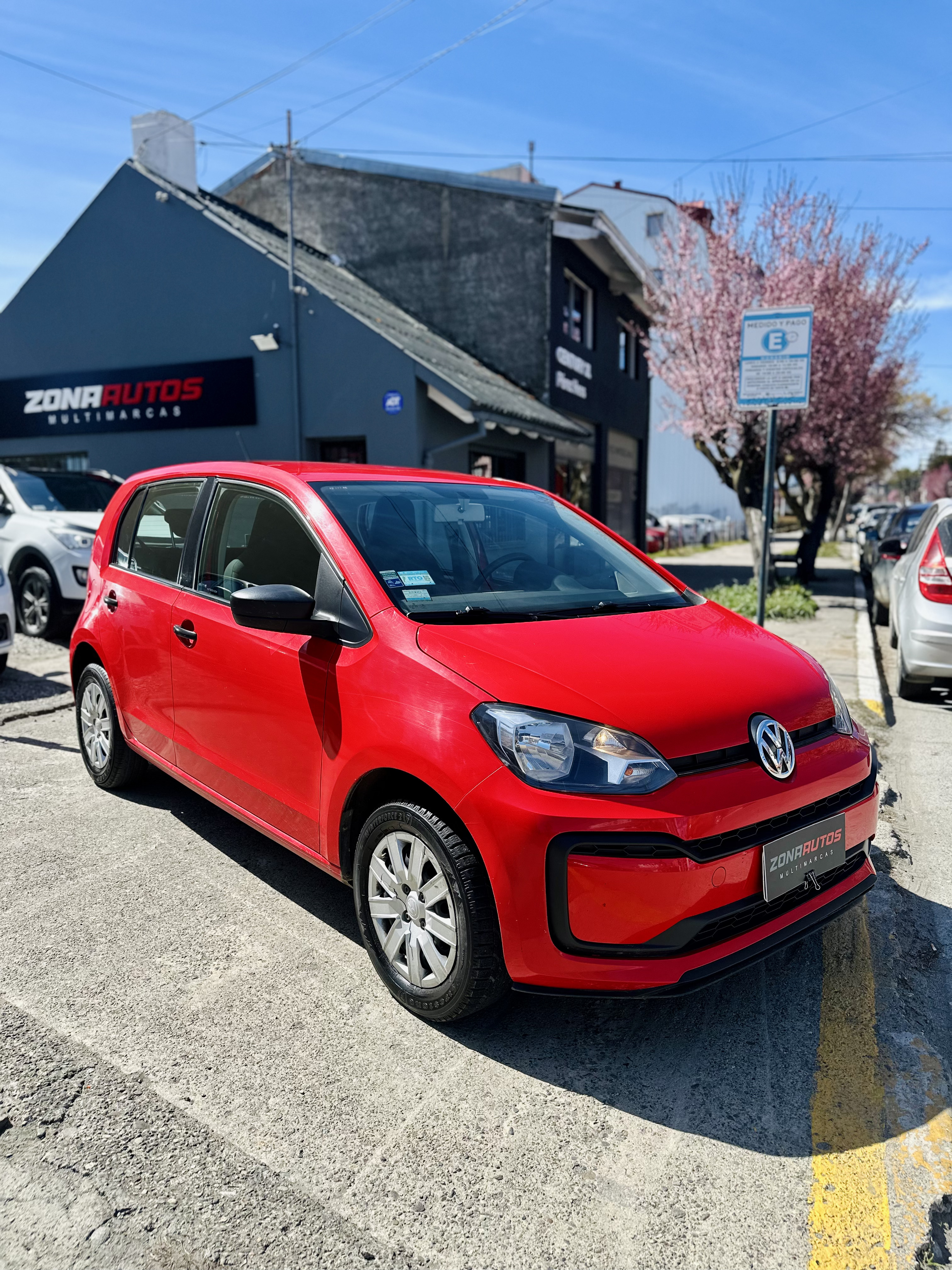 Volkswagen up! 2019