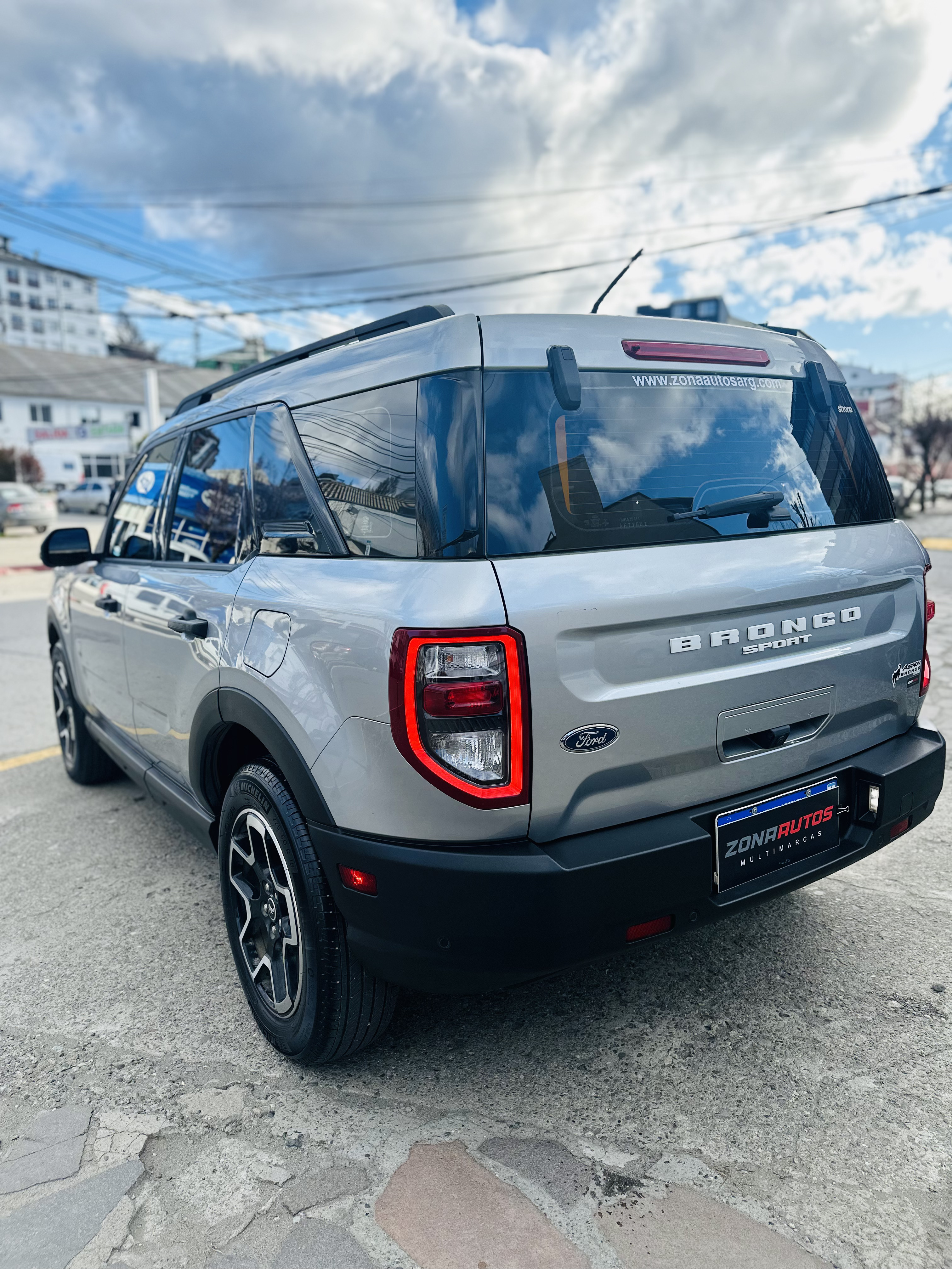 Ford Bronco 2021