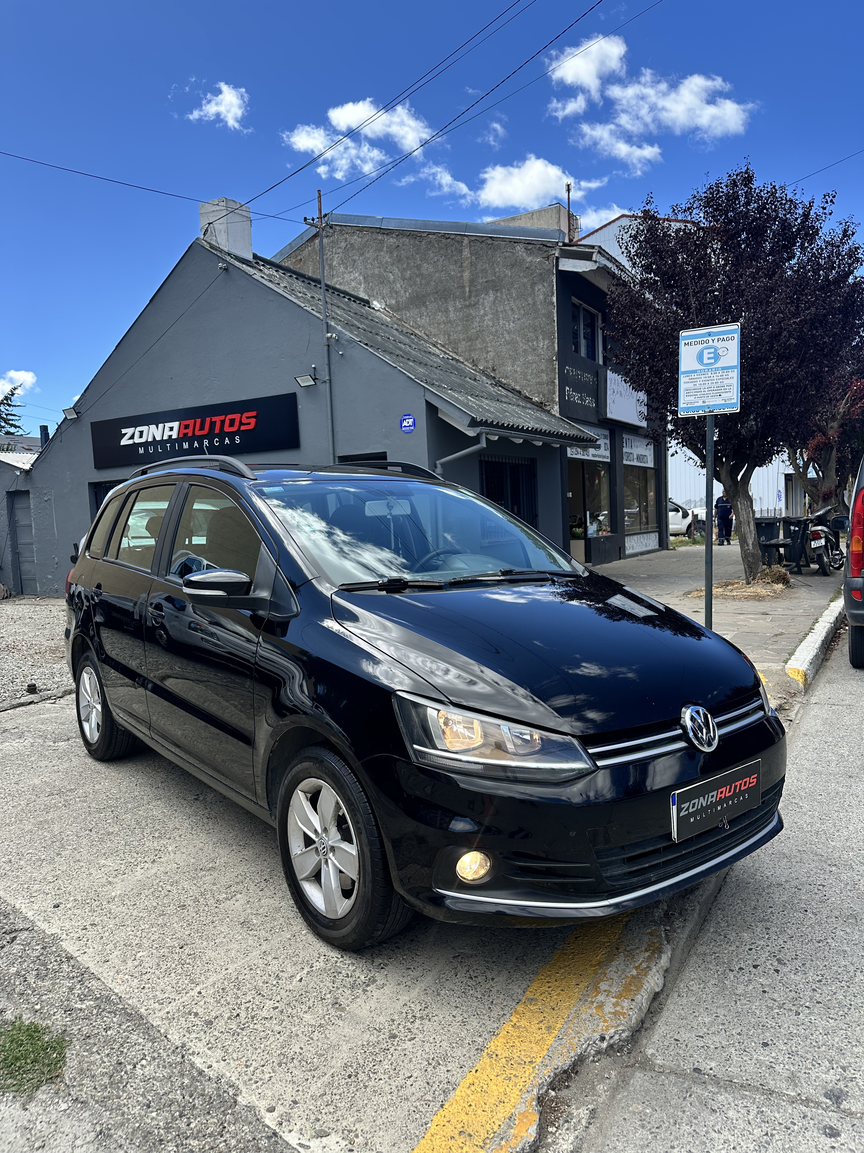 Volkswagen Suran 2018