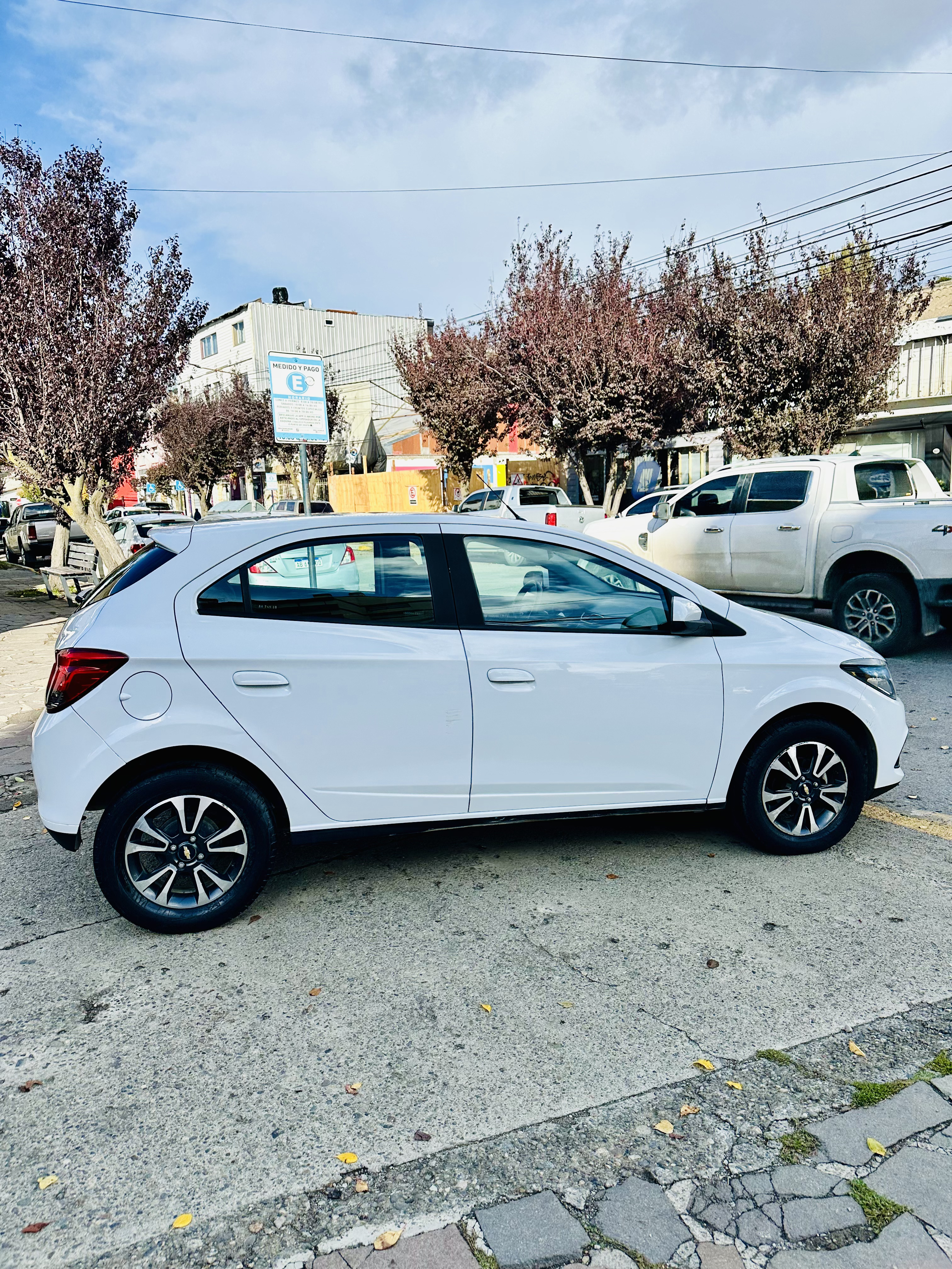Chevrolet Onix 2016