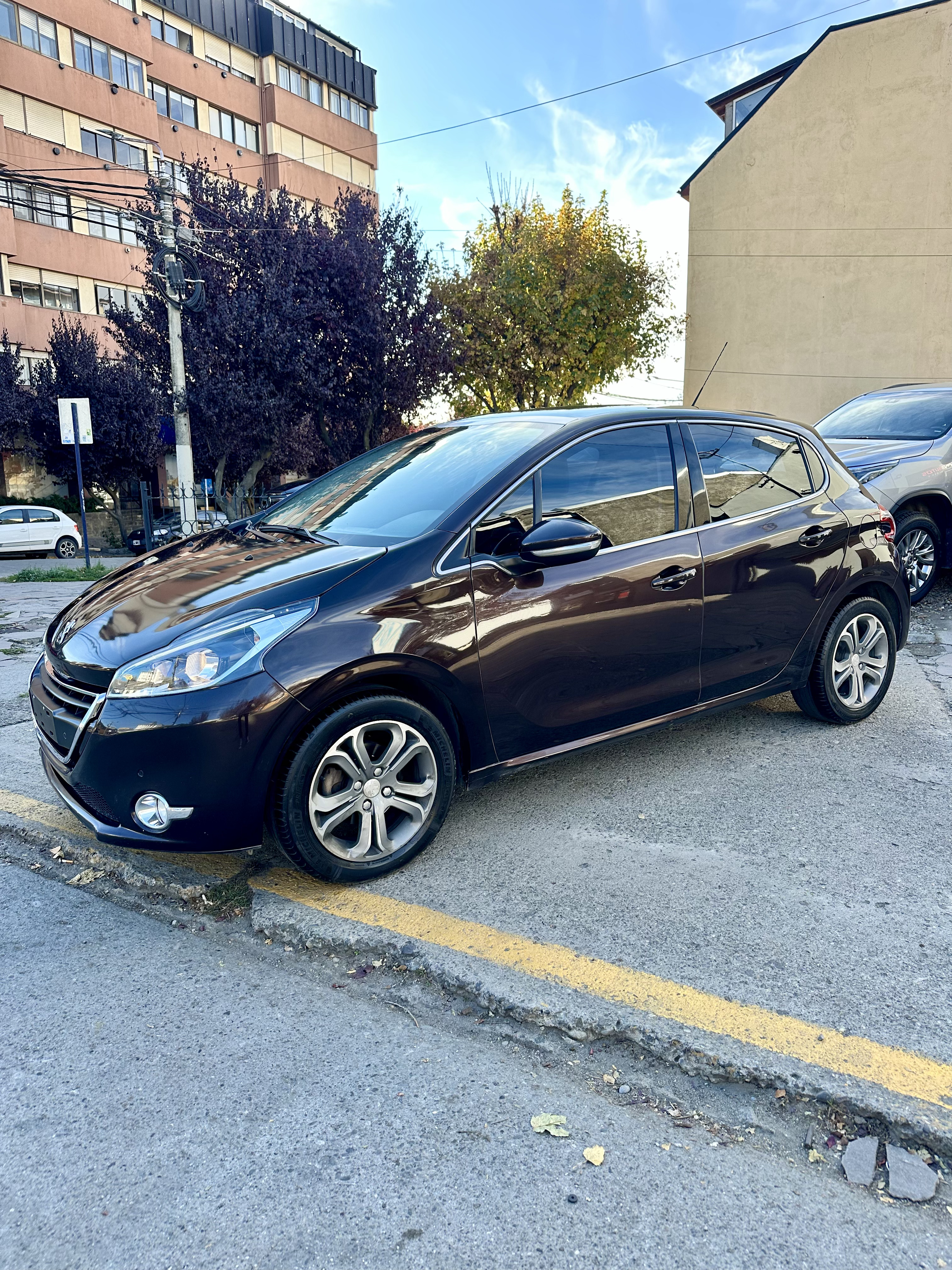 Peugeot 208 - 2016