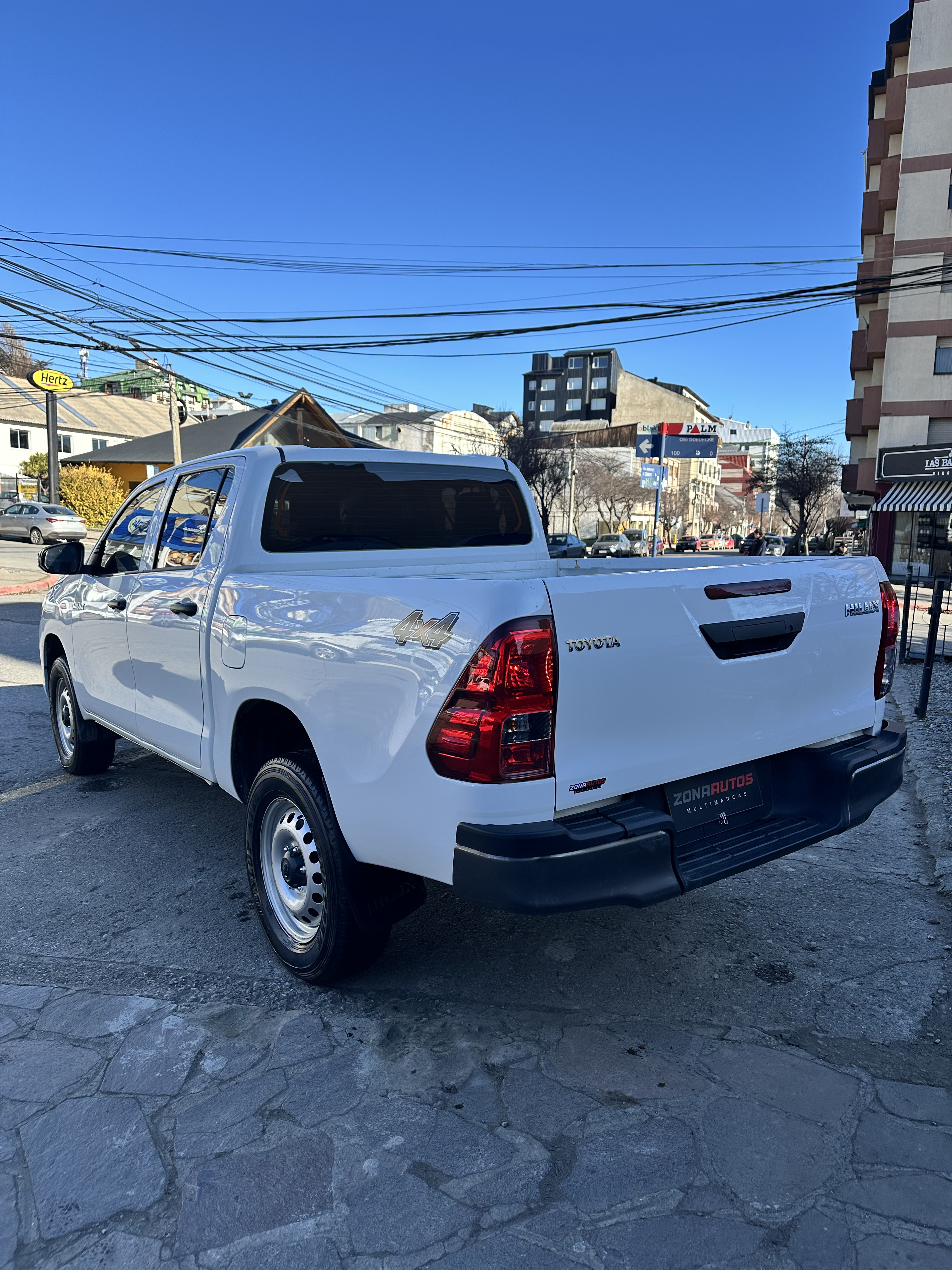 Toyota Hilux 2023