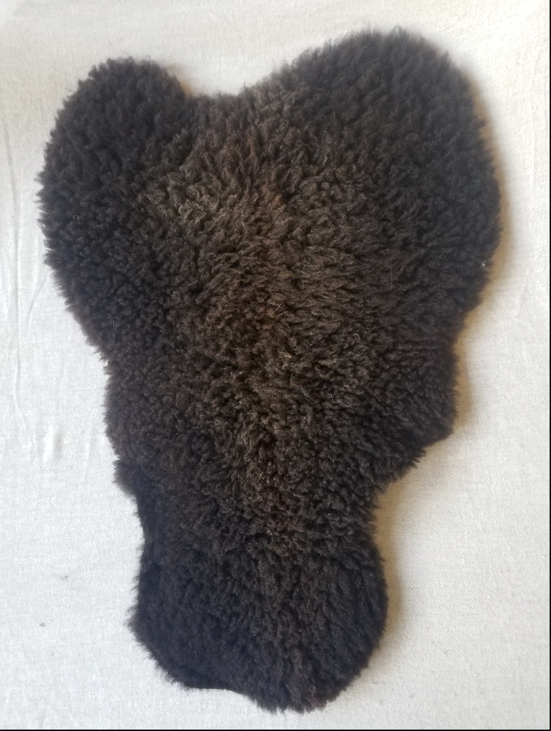 Sheepskin Rug: Tiny