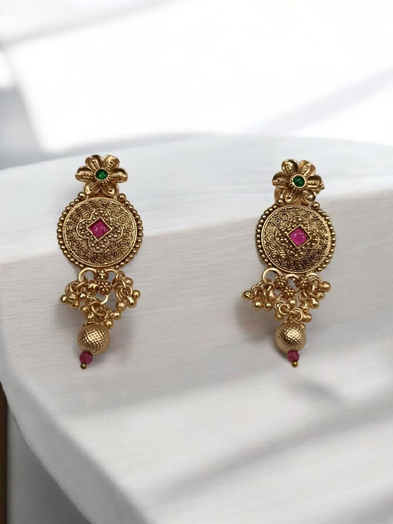 High Gold Necklace Set