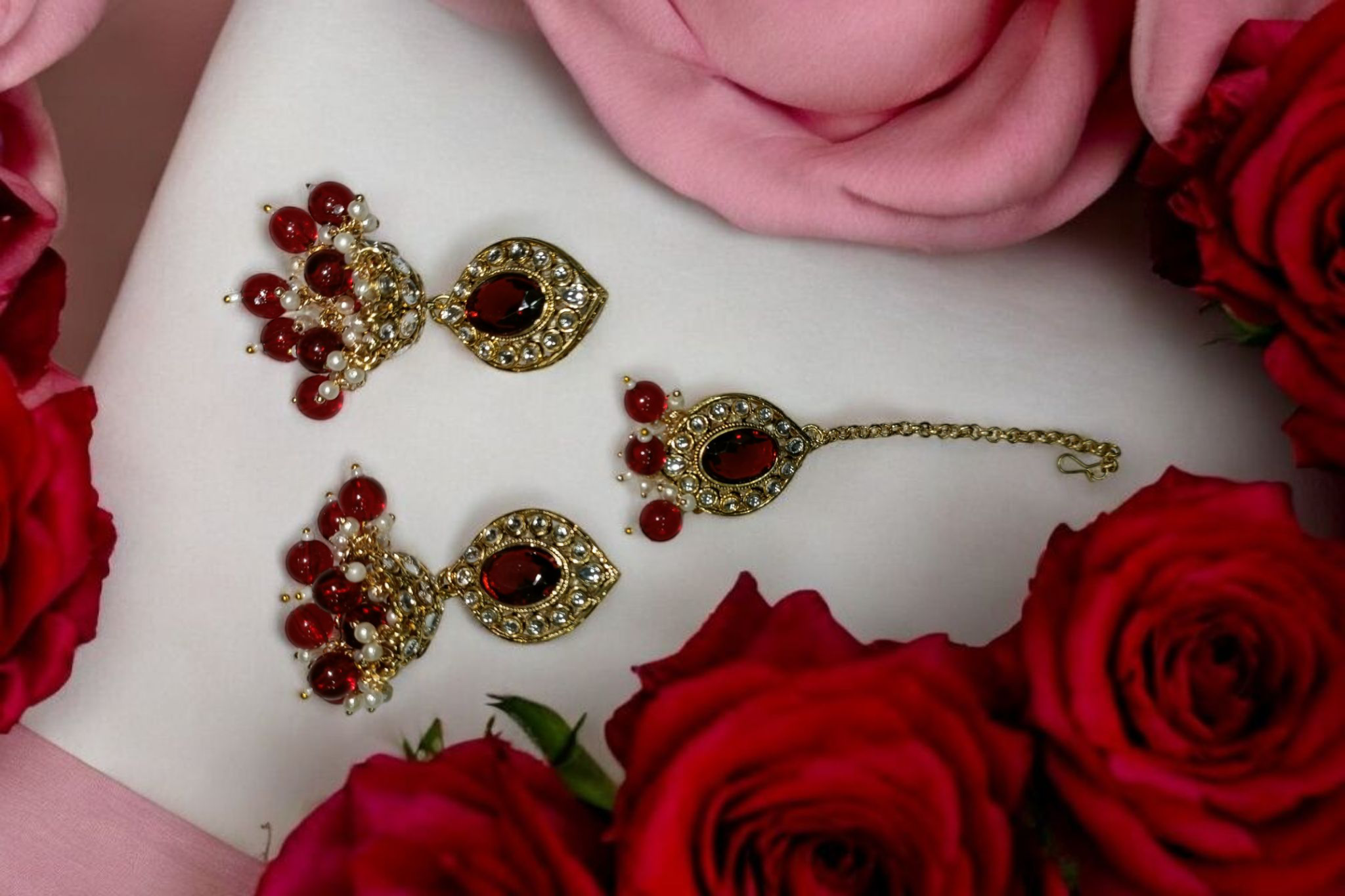 Elegant Gold and Ruby Jewelry Set