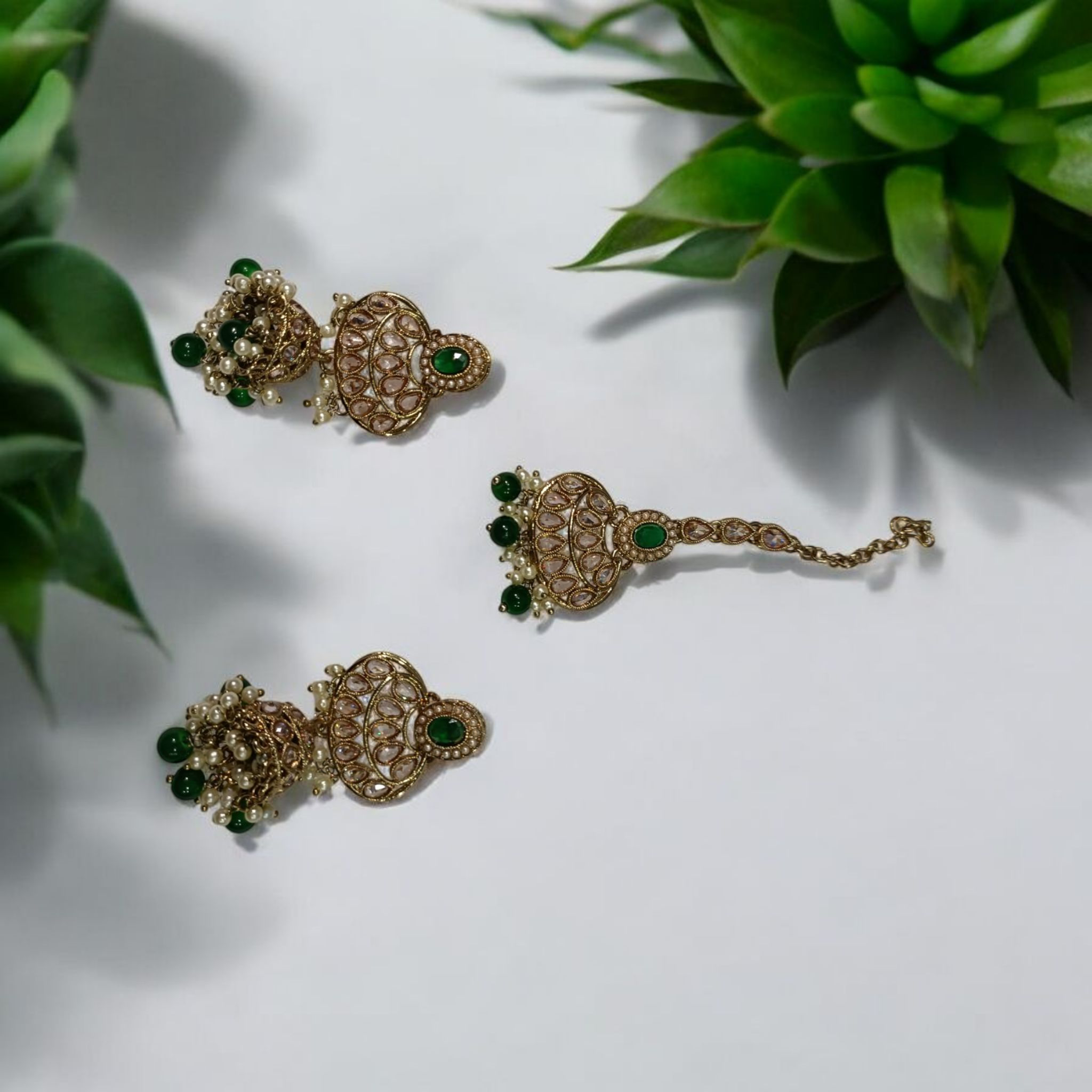 Green Kundan necklace set
