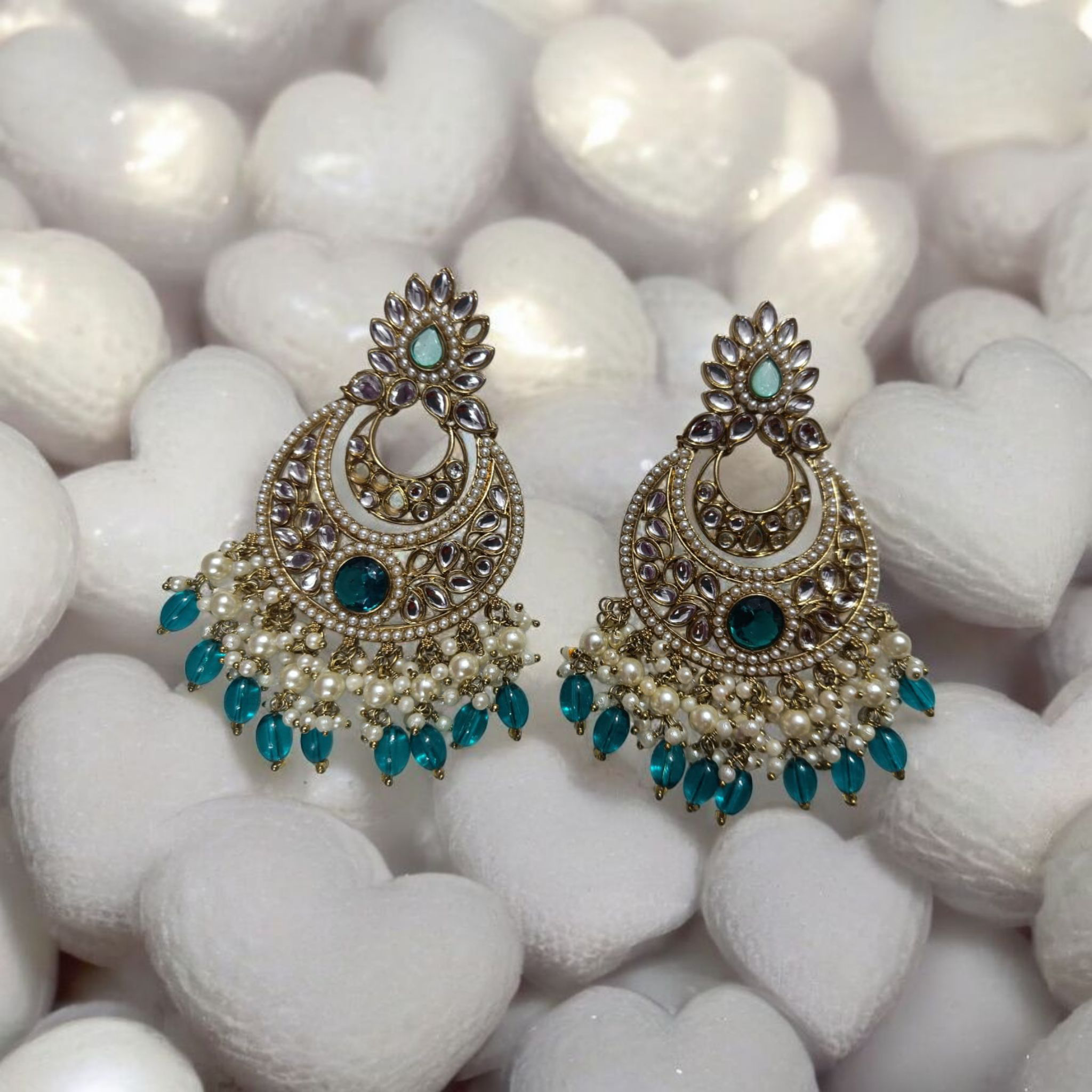 Traditional equa stoned earings with maangteeka 