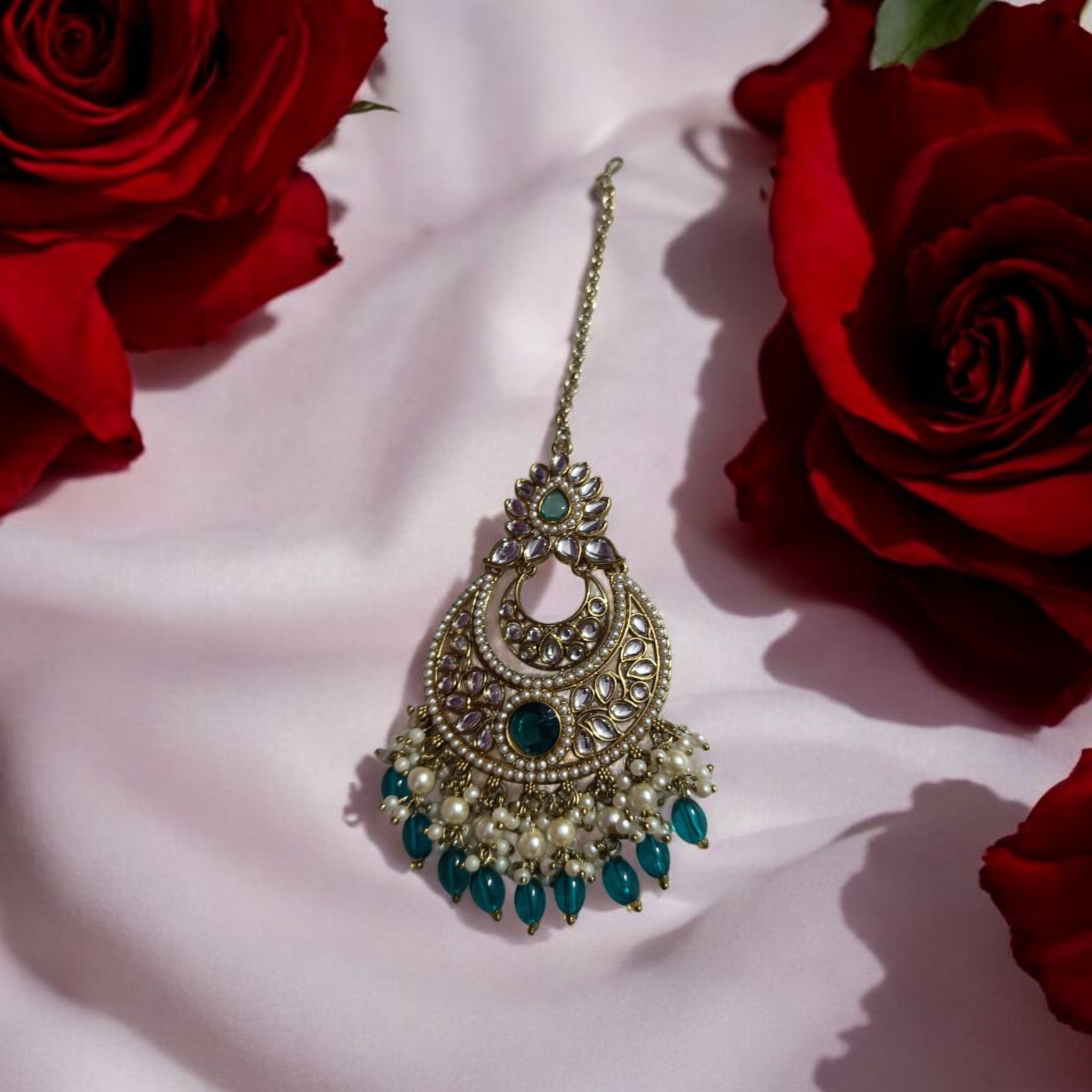 Traditional equa stoned earings with maangteeka 