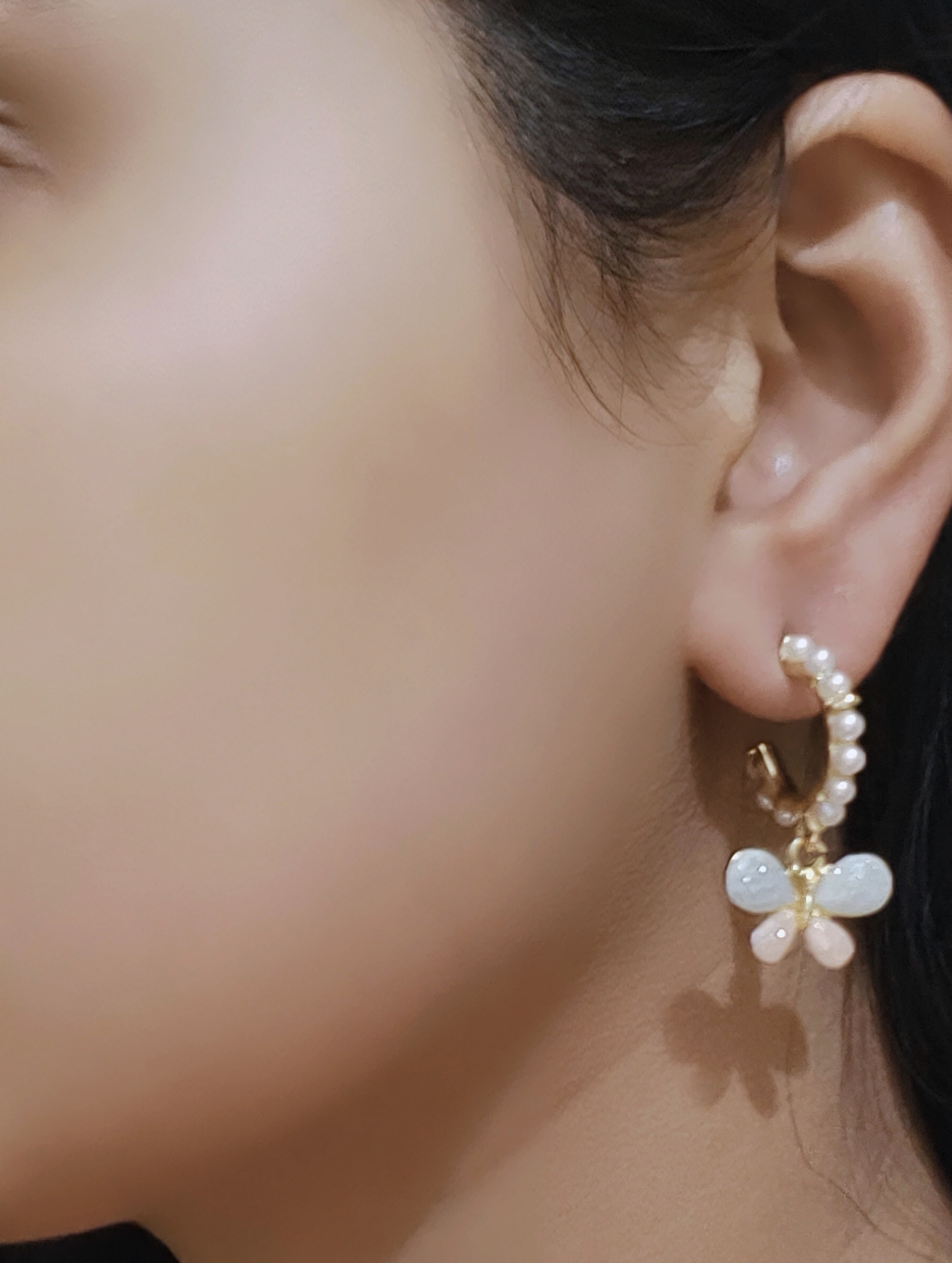 Elegant Pearl and Flower Earrings