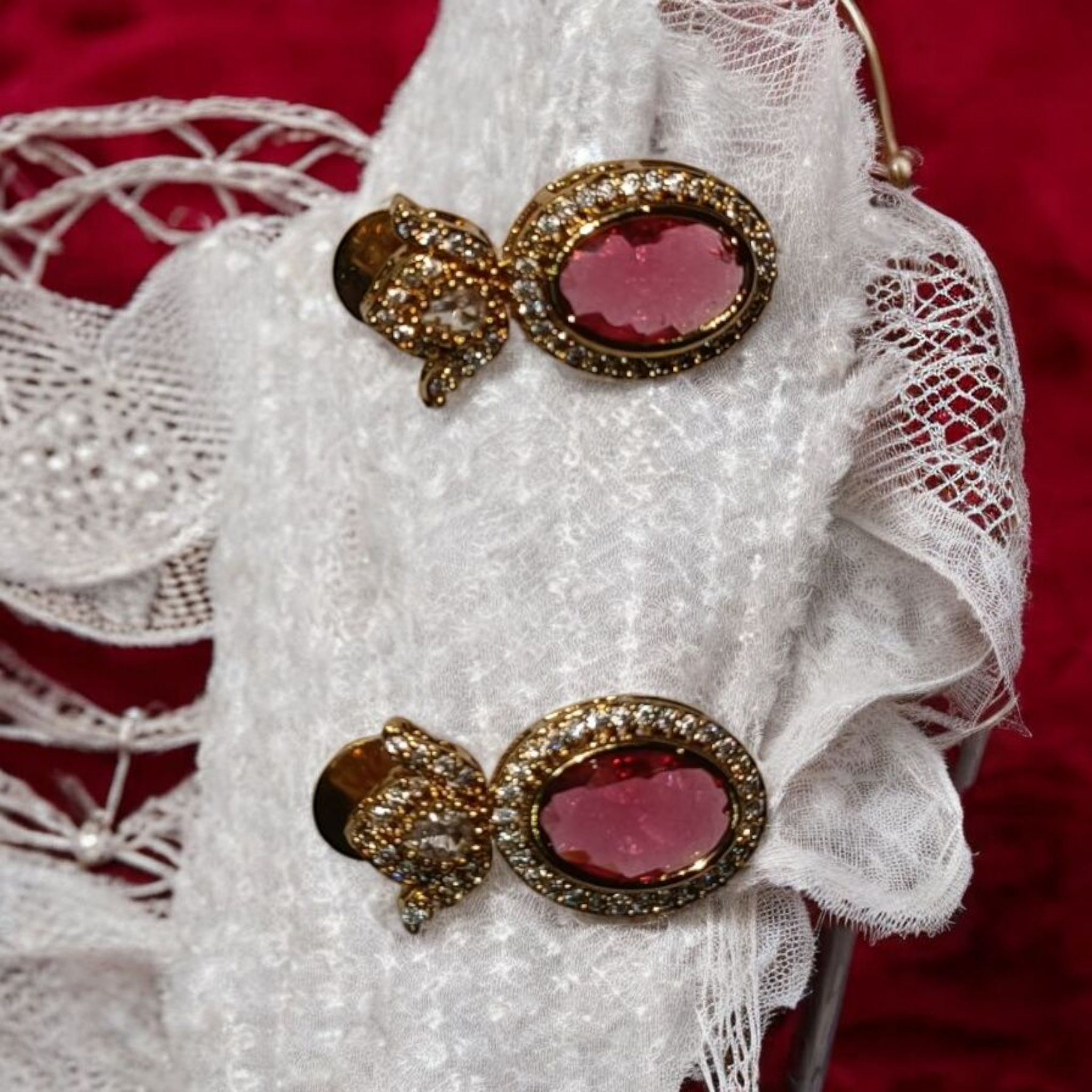 Vintage Gold jewelry with earrings